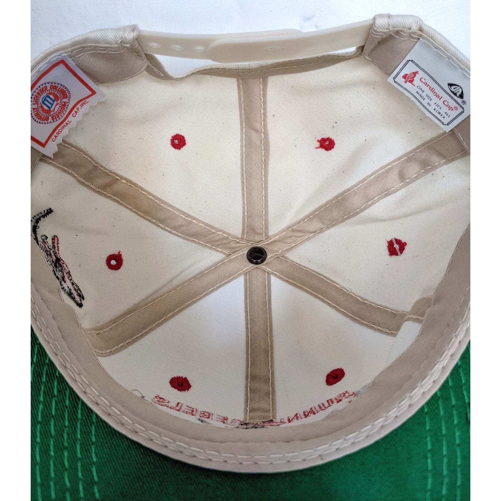 NCAA × Sports Specialties UNLV Vegas 90s Runnin Rebels CARDINAL snapback NCAA vintage Size ONE SIZE - 5 Thumbnail