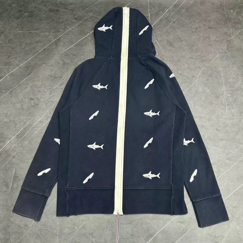 Thom Browne Thom Browne size4 Dark blue embroidered shark zipper cap Size US XL / EU 56 / 4 - 2 Thumbnail