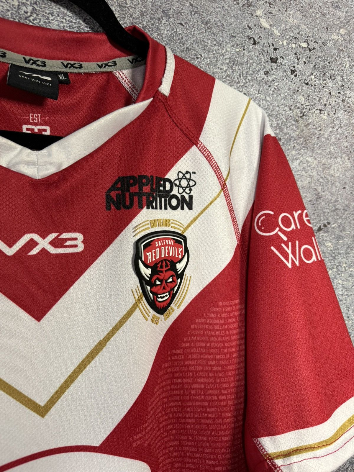 Vintage Salford Red Devils Rugby Jersey Men’s Size XL Size US XL / EU 56 / 4 - 8 Thumbnail