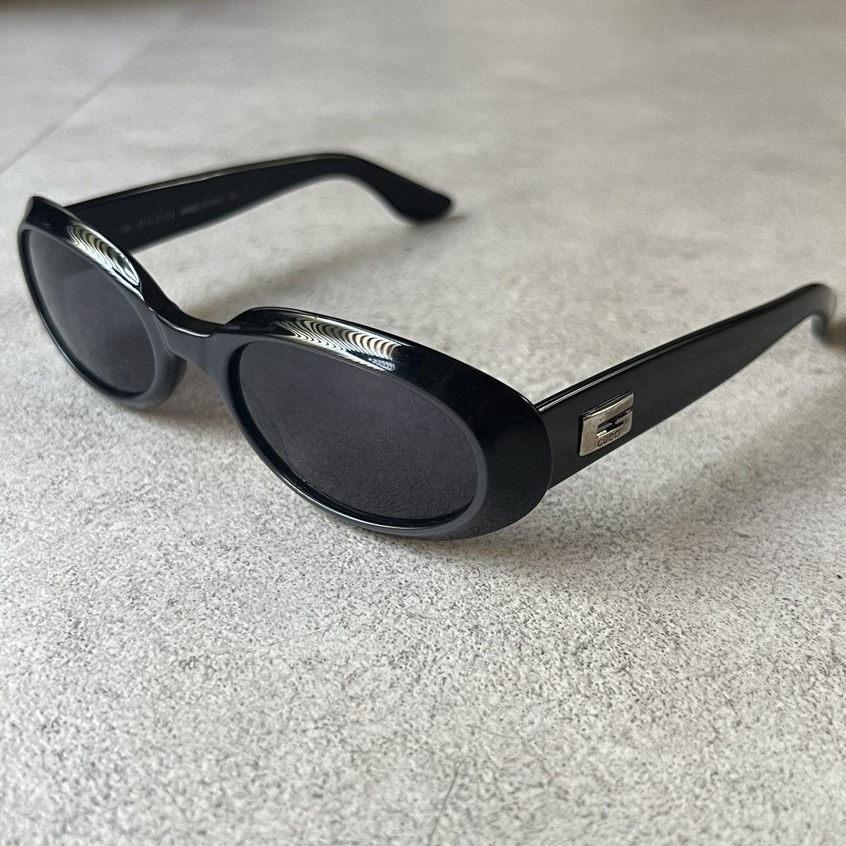 Gucci Gucci GG 1799/S Sunglasses | Grailed