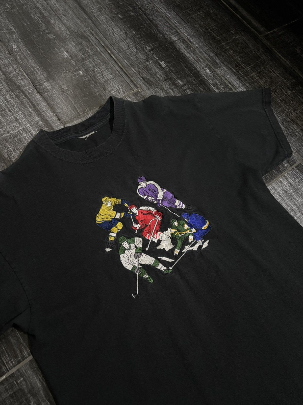 Other Black vintage hockey tee Size US L / EU 52-54 / 3 - 2 Thumbnail