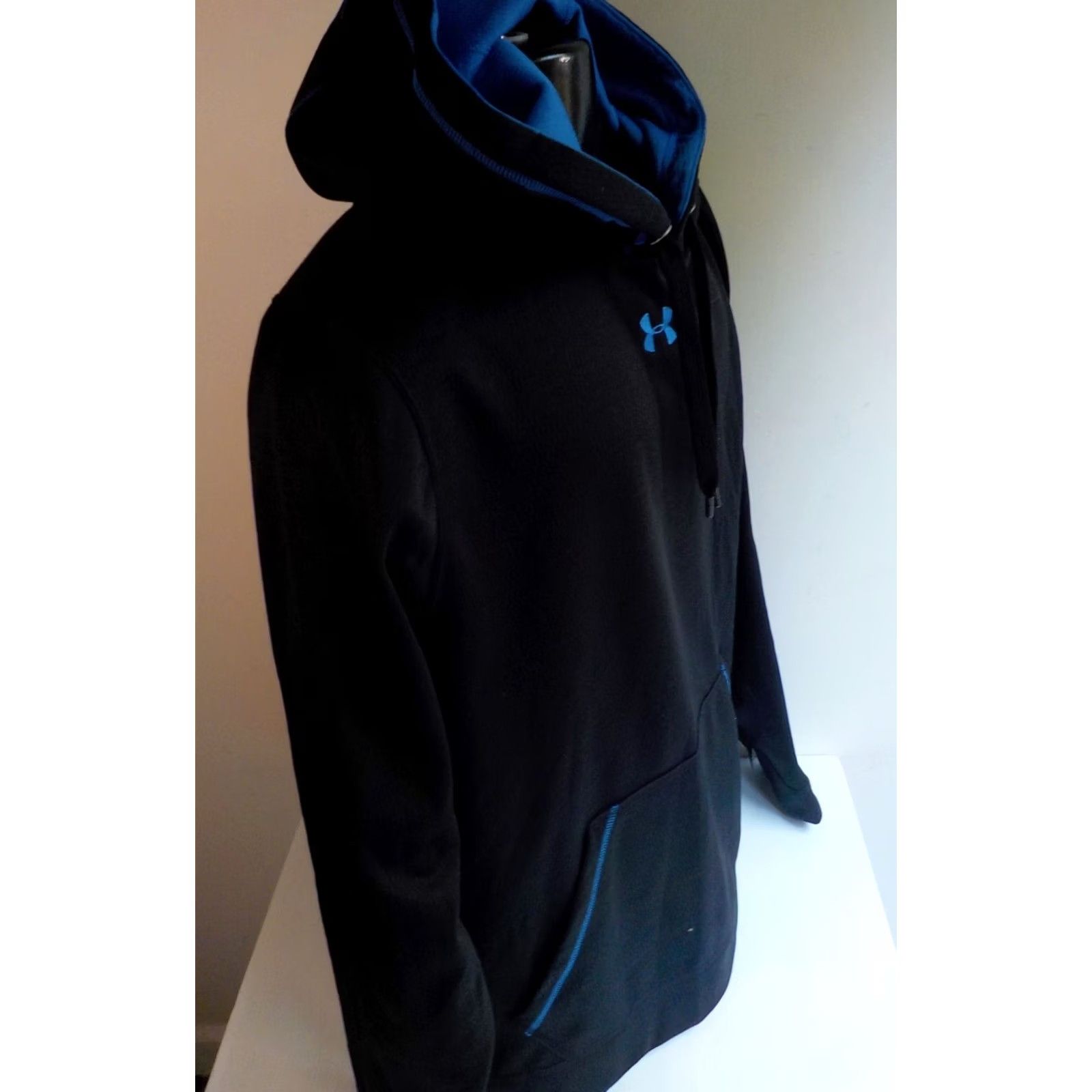 Under Armour UNDER ARMOUR Hoodie Black/Blue XL Loose Fit Kangaroo Pocket Men Logo Size US XL / EU 56 / 4 - 3 Thumbnail