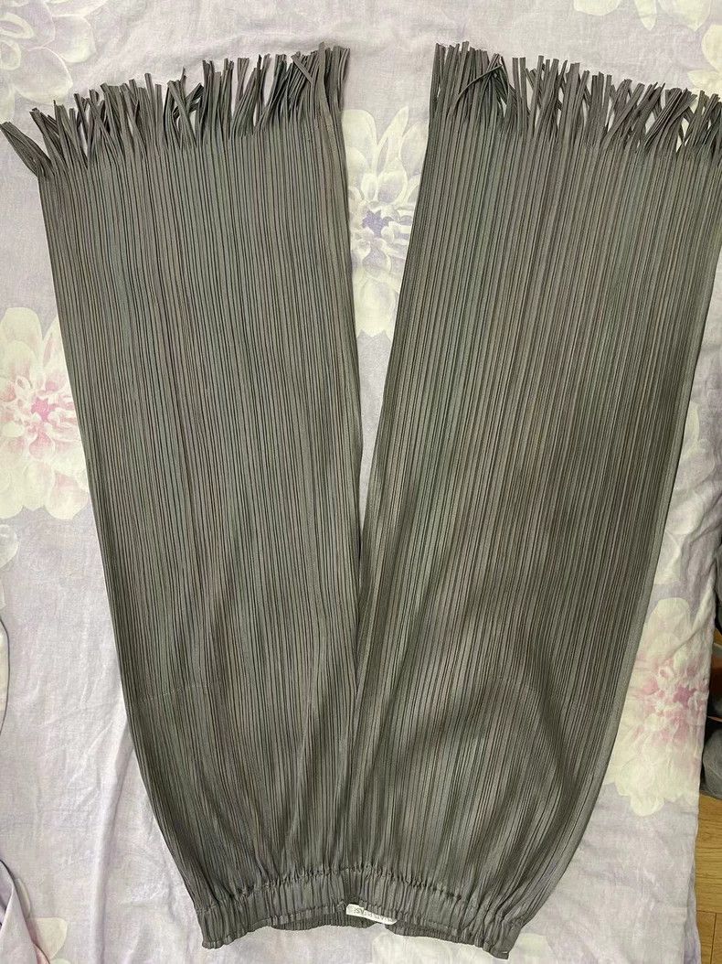 Issey Miyake issey miyake size:3 Silver-grey trousers 2506-Nextarrow Size 42" / US 20 - 4 Thumbnail