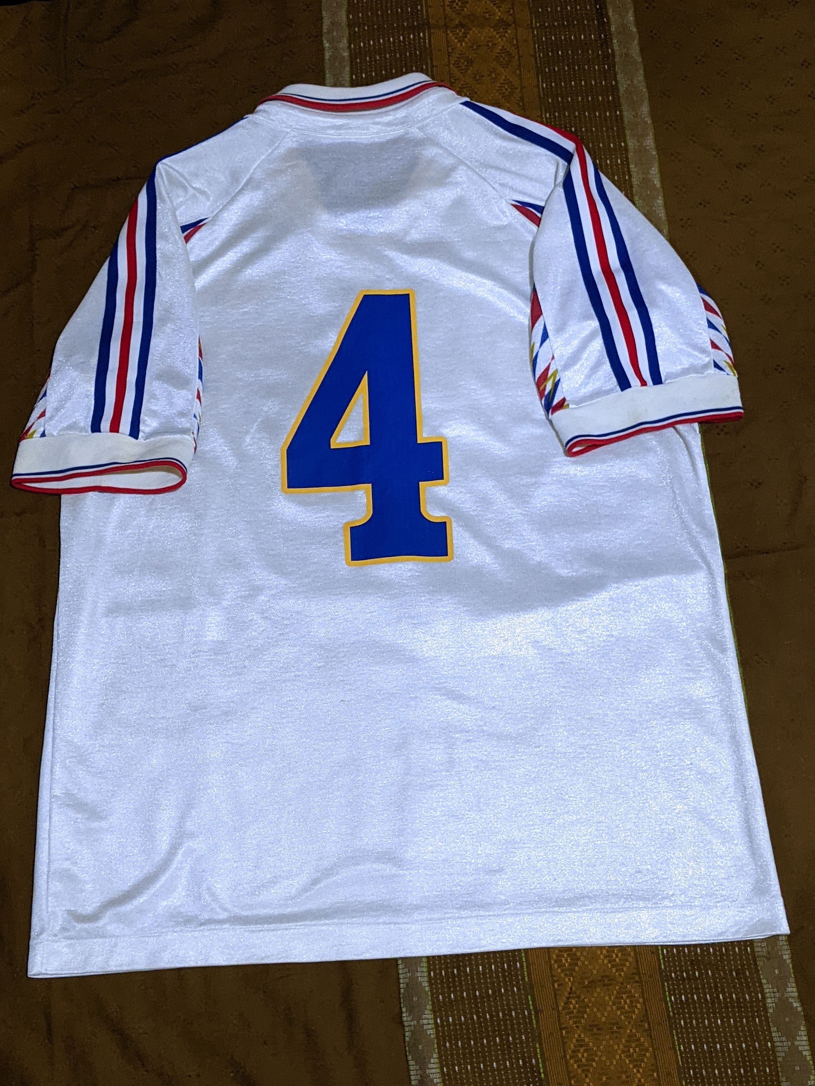 Adidas Yokohama F.marinos 1992 away Jersey football shirt Size US L / EU 52-54 / 3 - 2 Thumbnail