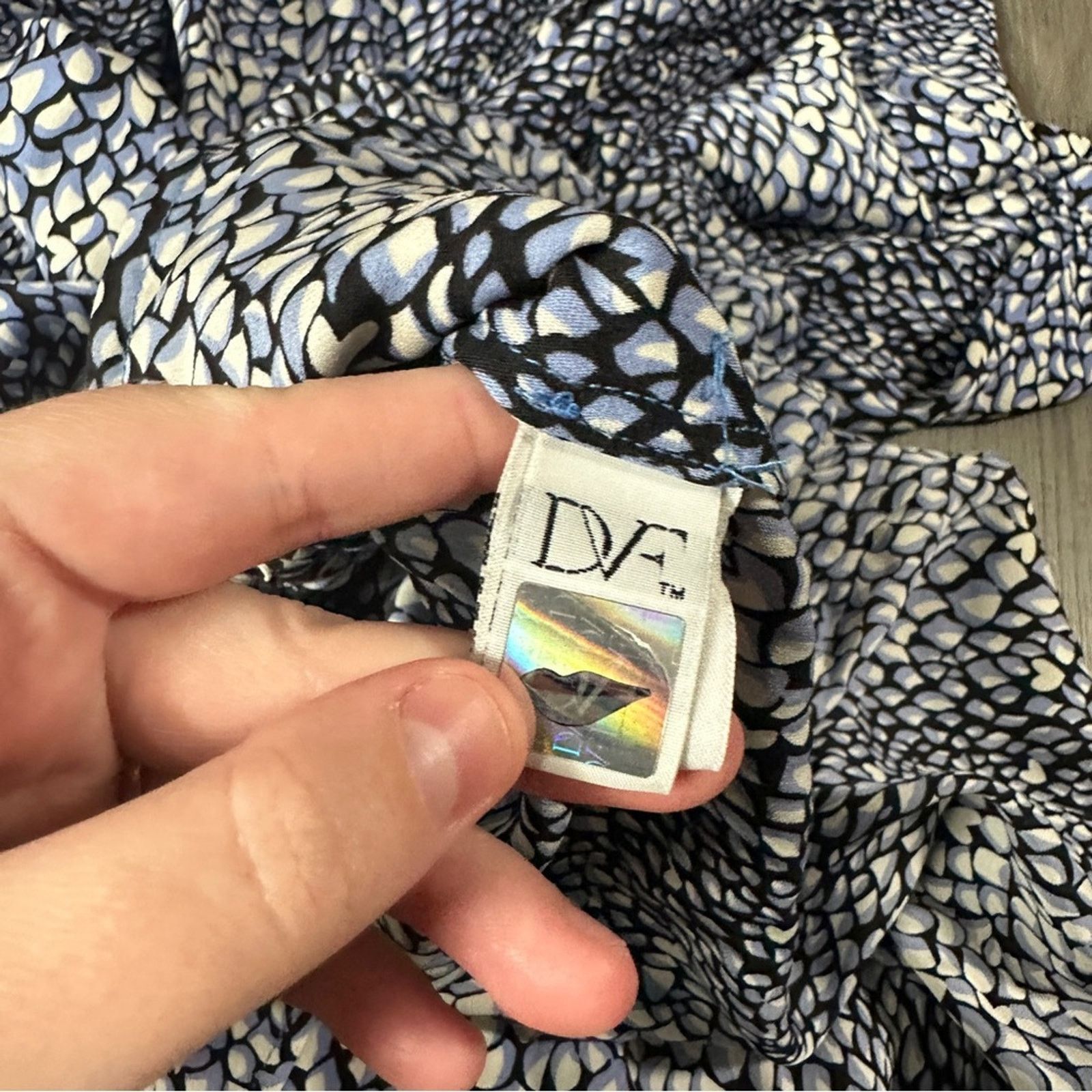 Diane von Furstenberg Diane Von Furstenberg Freya Silk Blend Shirt Dress Sz 6 Size M / US 6-8 / IT 42-44 - 9 Thumbnail