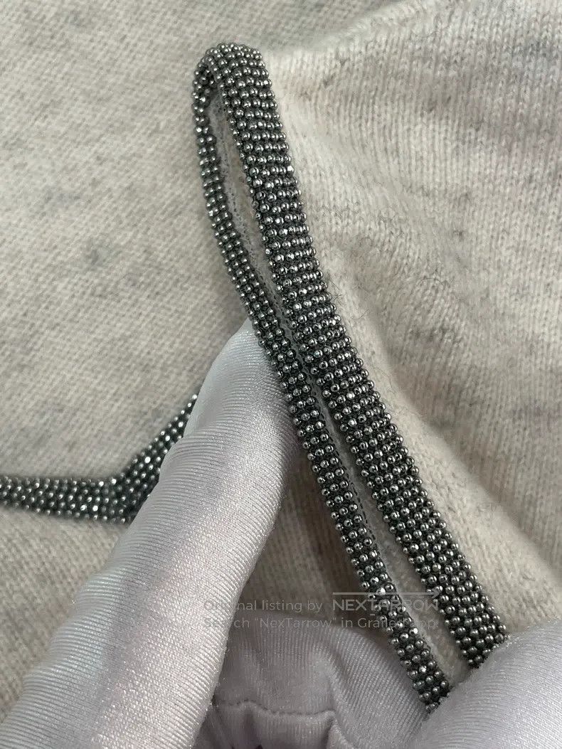 Brunello Cucinelli Brunello Cucinelli Beige Grey Cashmere Beaded T-Shirt Size XS / US 0-2 / IT 36-38 - 8 Thumbnail