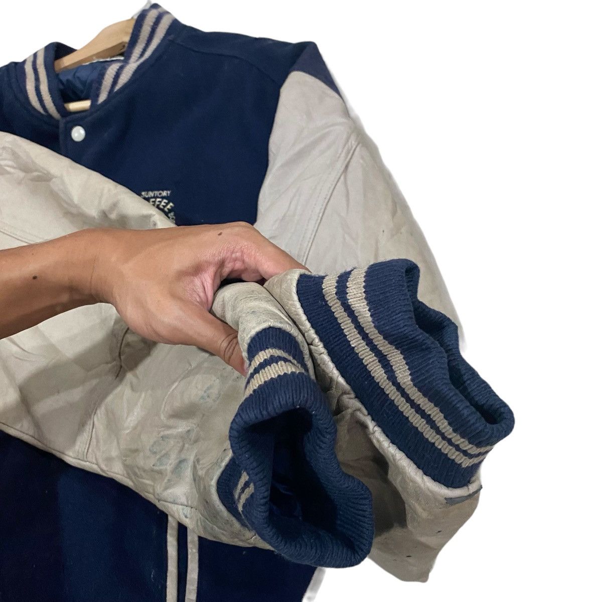 Vintage 🔥VINTAGES SUNTORY BOSS COFFEE WOOL LEATHER VARSITY JACKET Size US L / EU 52-54 / 3 - 6 Thumbnail