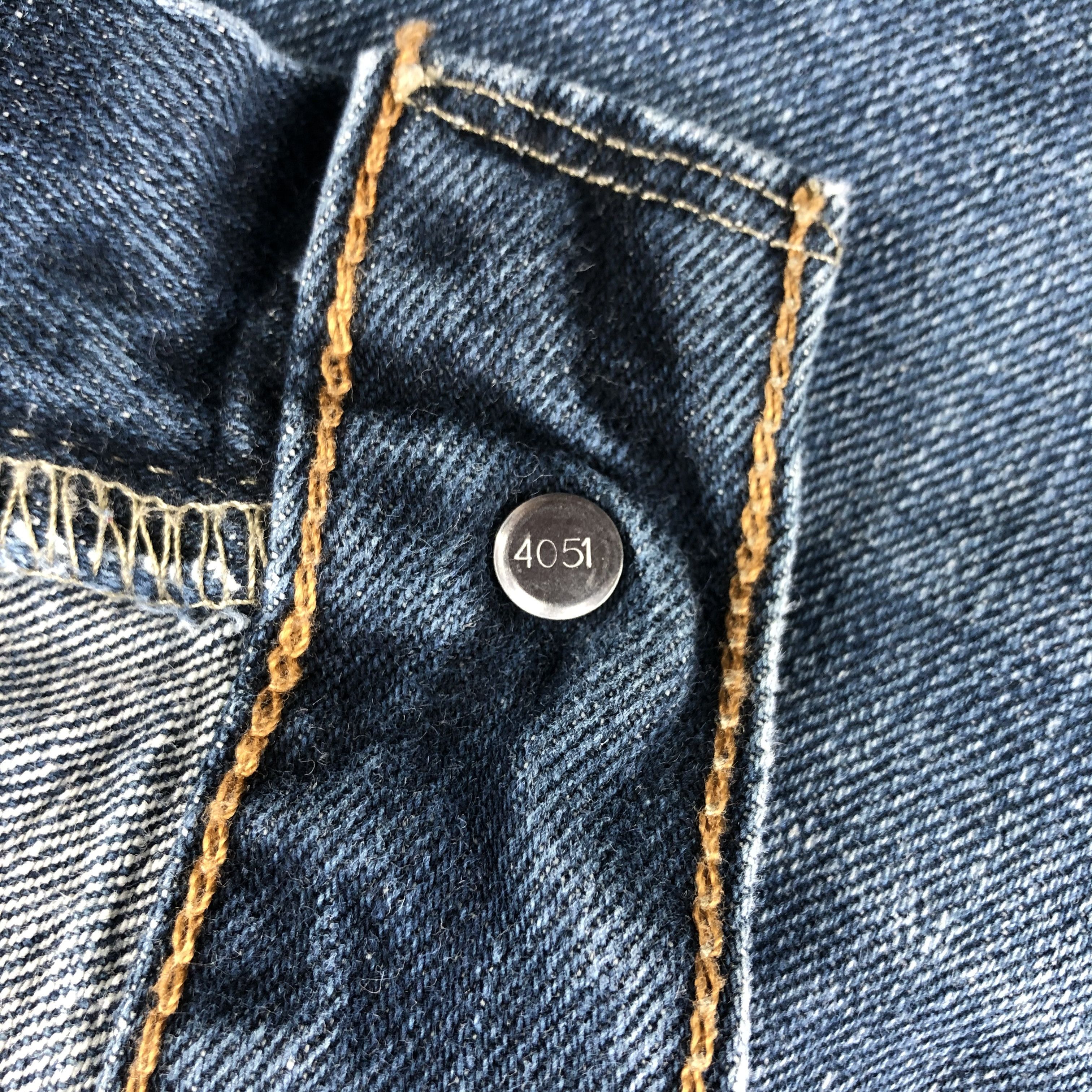 Levi's × Vintage Vintage Blue Wash Levis 527 Flare Jeans-JM2975 Size US 35 - 10 Thumbnail