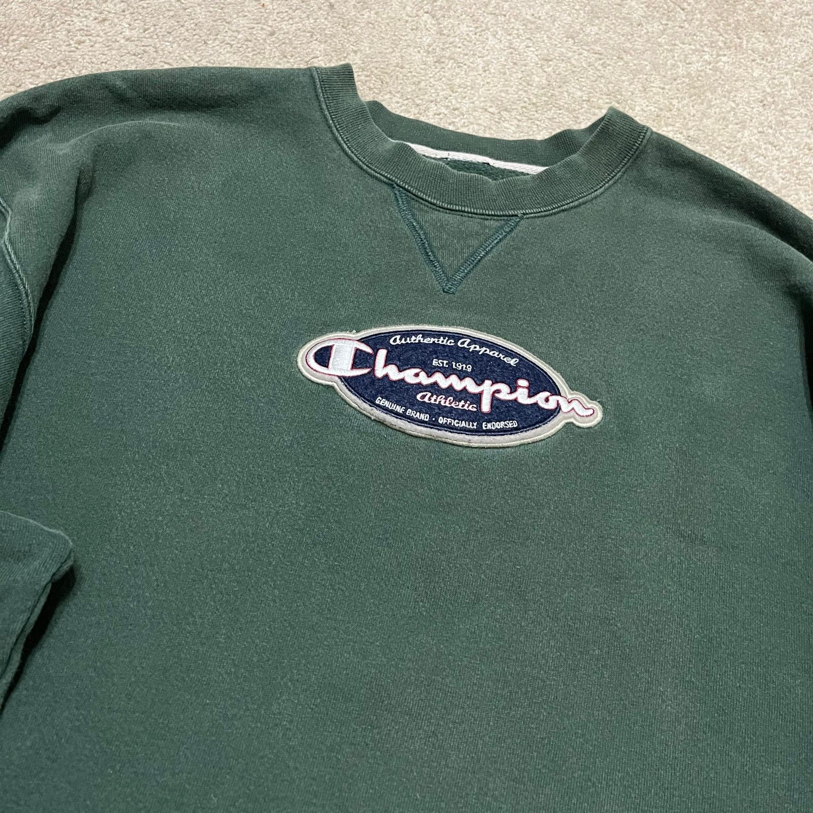 Champion Vintage Champion Embroidered Green Oversized Crewneck XL Size US XL / EU 56 / 4 - 3 Thumbnail