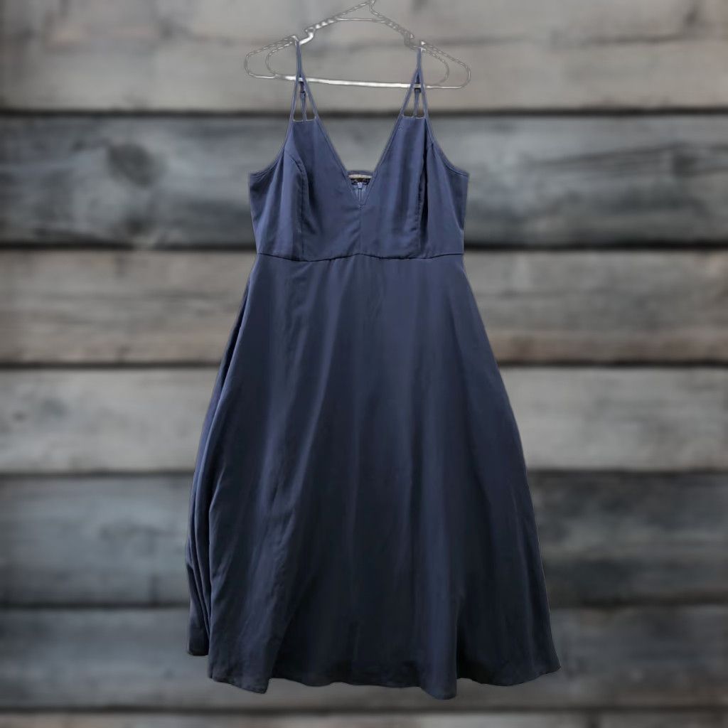 Asos NWT ASOS Party Dress Navy Blue Sleeveless V-Neck A-Line Midi Chiffon 10 Women's Formal/Cocktail Dress Size L / US 10 / IT 46 - 1 Thumbnail