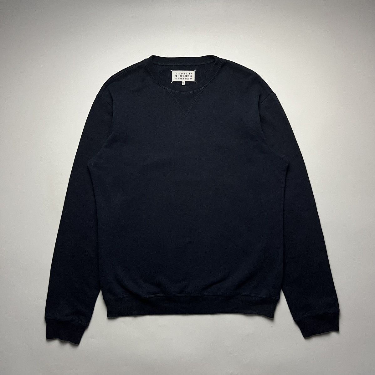 Maison Margiela Maison Margiela AW15 Crewneck Sweatshirt Suede Elbow Patch Size US M / EU 48-50 / 2 - 1 Thumbnail