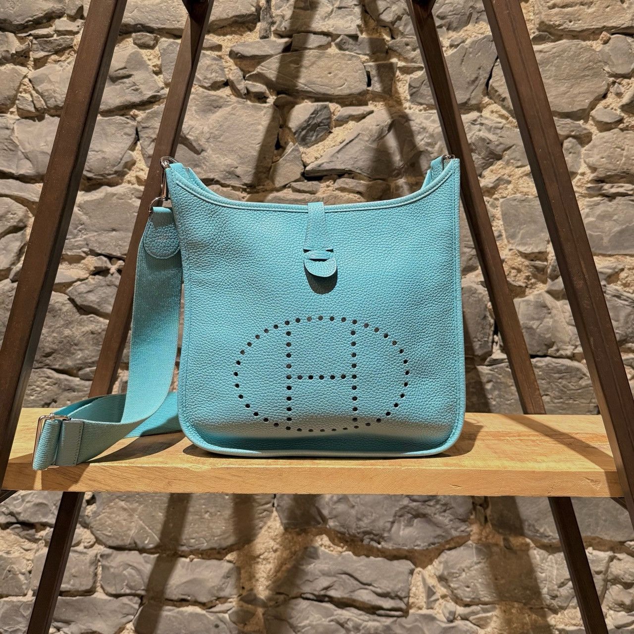 Hermes Hermès 2015 Bleu Atoll Clemence Evelyne III Crossbody Bag Size ONE SIZE - 1 Thumbnail