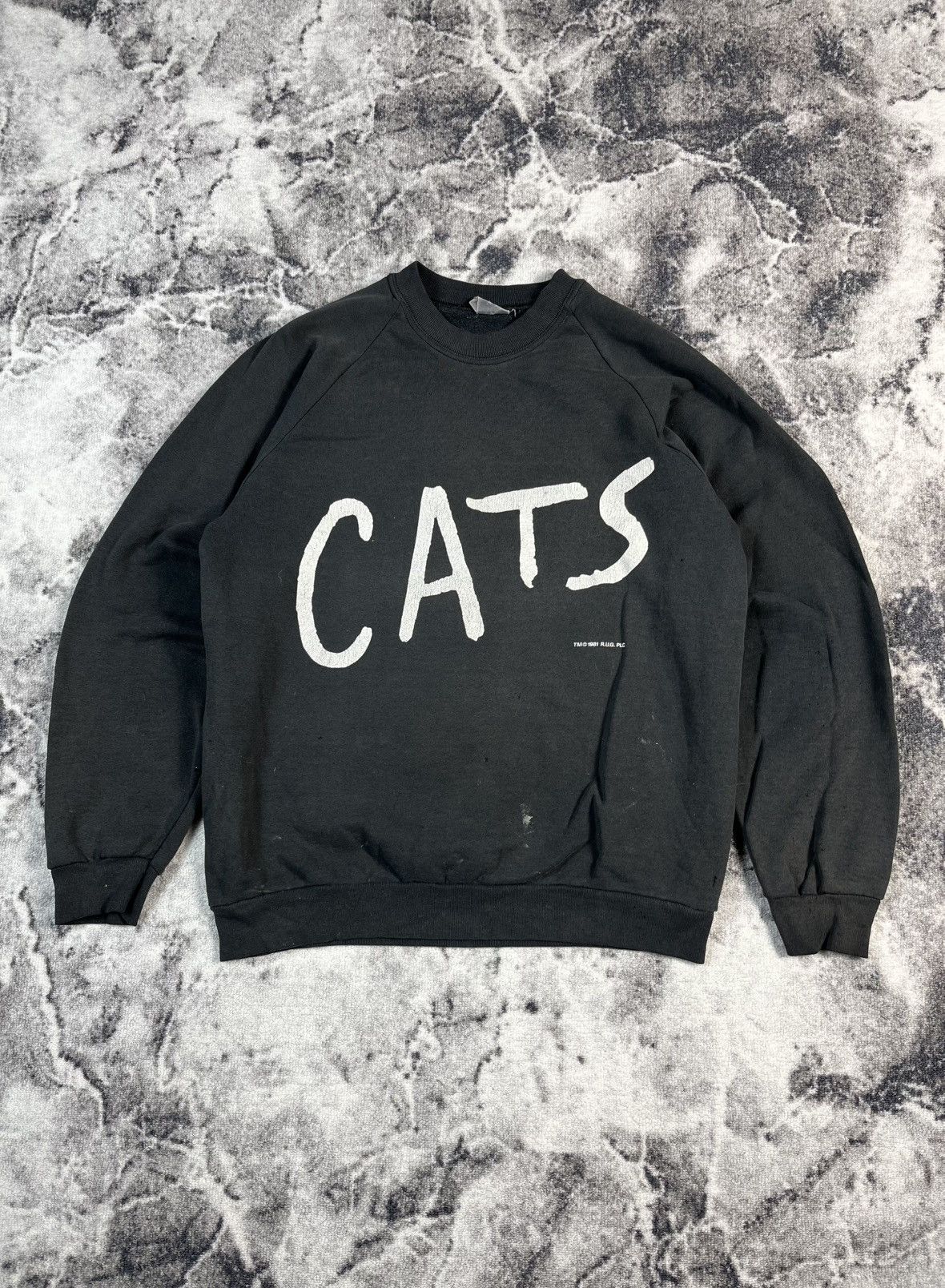 Other Vintage CATS 1981 Distressed Fade Sweatshirt Grunge Size US M / EU 48-50 / 2 - 2 Thumbnail