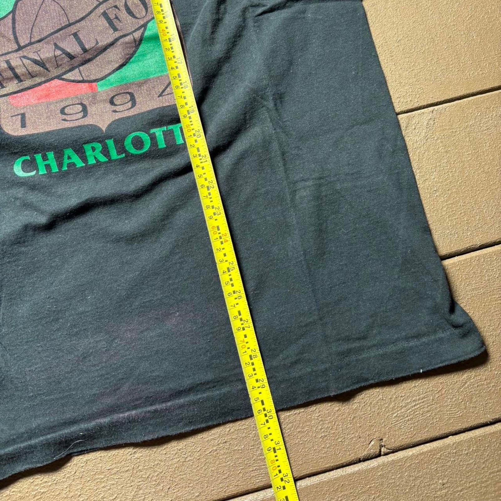 Fruit Of The Loom Vintage 1994 NCAA Final Four Charlotte T Shirt Size US XL / EU 56 / 4 - 5 Thumbnail