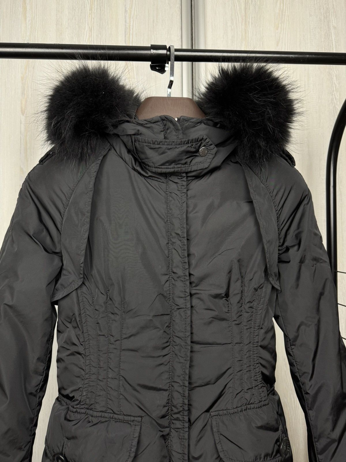 Moncler Moncler Black real fur long down jacket women’s size 0 Size XS / US 0-2 / IT 36-38 - 3 Thumbnail
