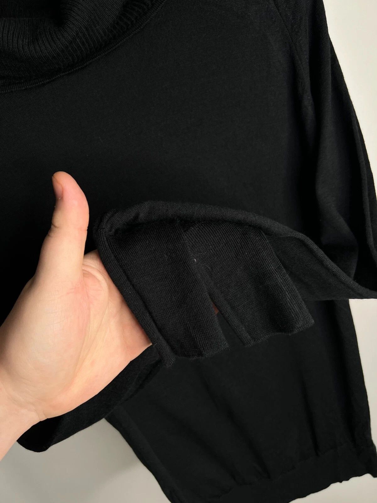 John Smedley John Smedley Men's Casual Wool Turtleneck Sweater Pullover Size US S / EU 44-46 / 1 - 8 Thumbnail