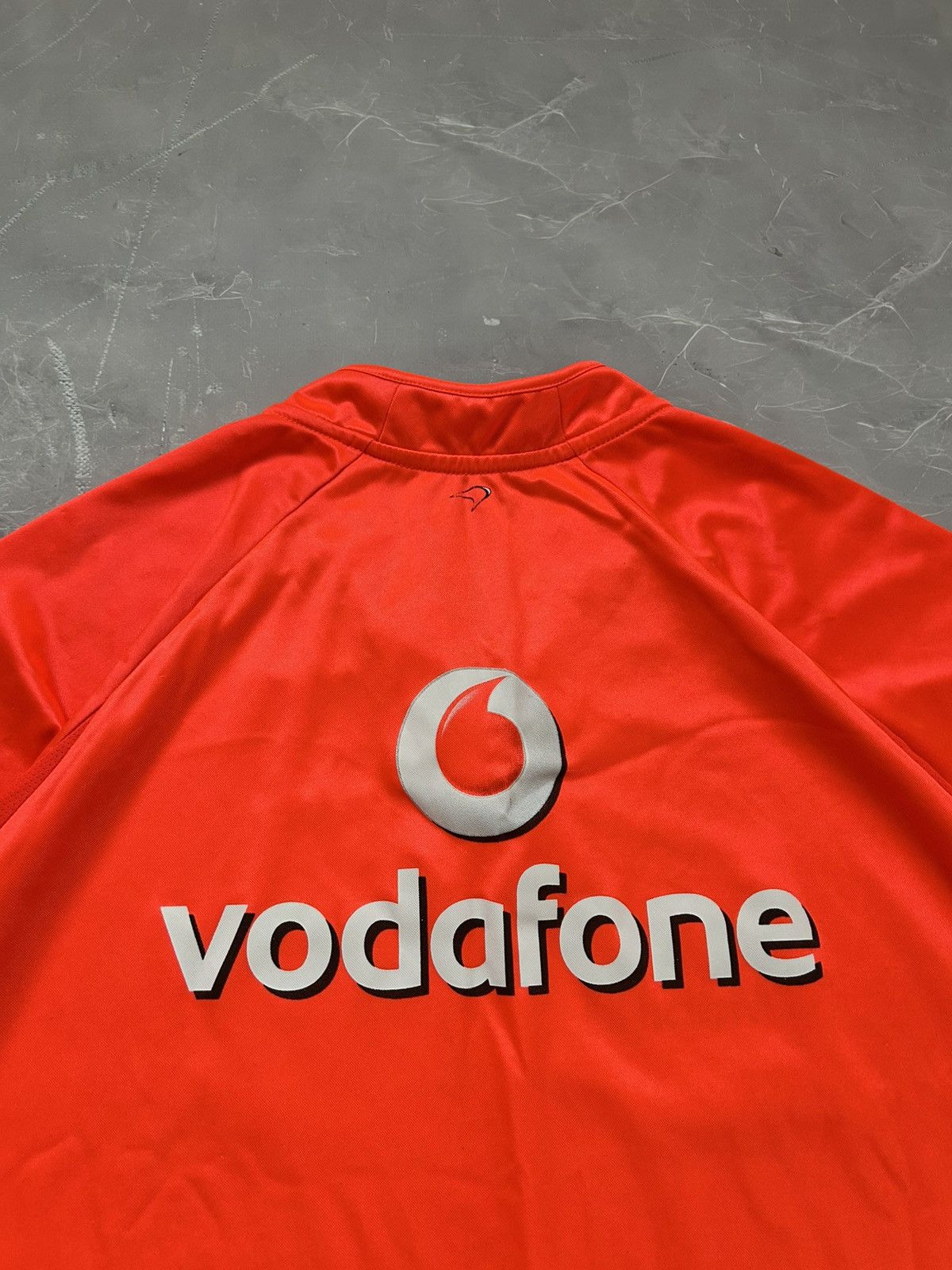 Mercedes-Benz Rare Racing Vodafone Mclaren Mercedes Boss Fl T-Shirt NASCAR Size US L / EU 52-54 / 3 - 3 Thumbnail