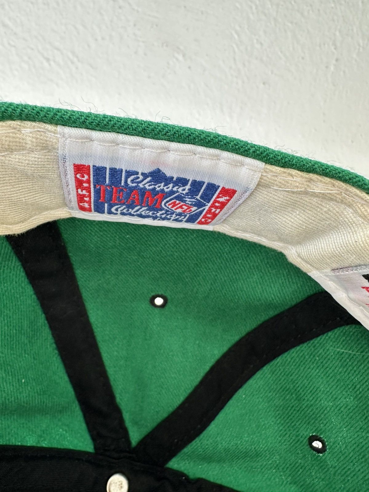 NFL × New Era × Vintage VTG 90s RARE Philadelphia Eagles New Era 7 1/4 Fitted Hat Size ONE SIZE - 9 Thumbnail