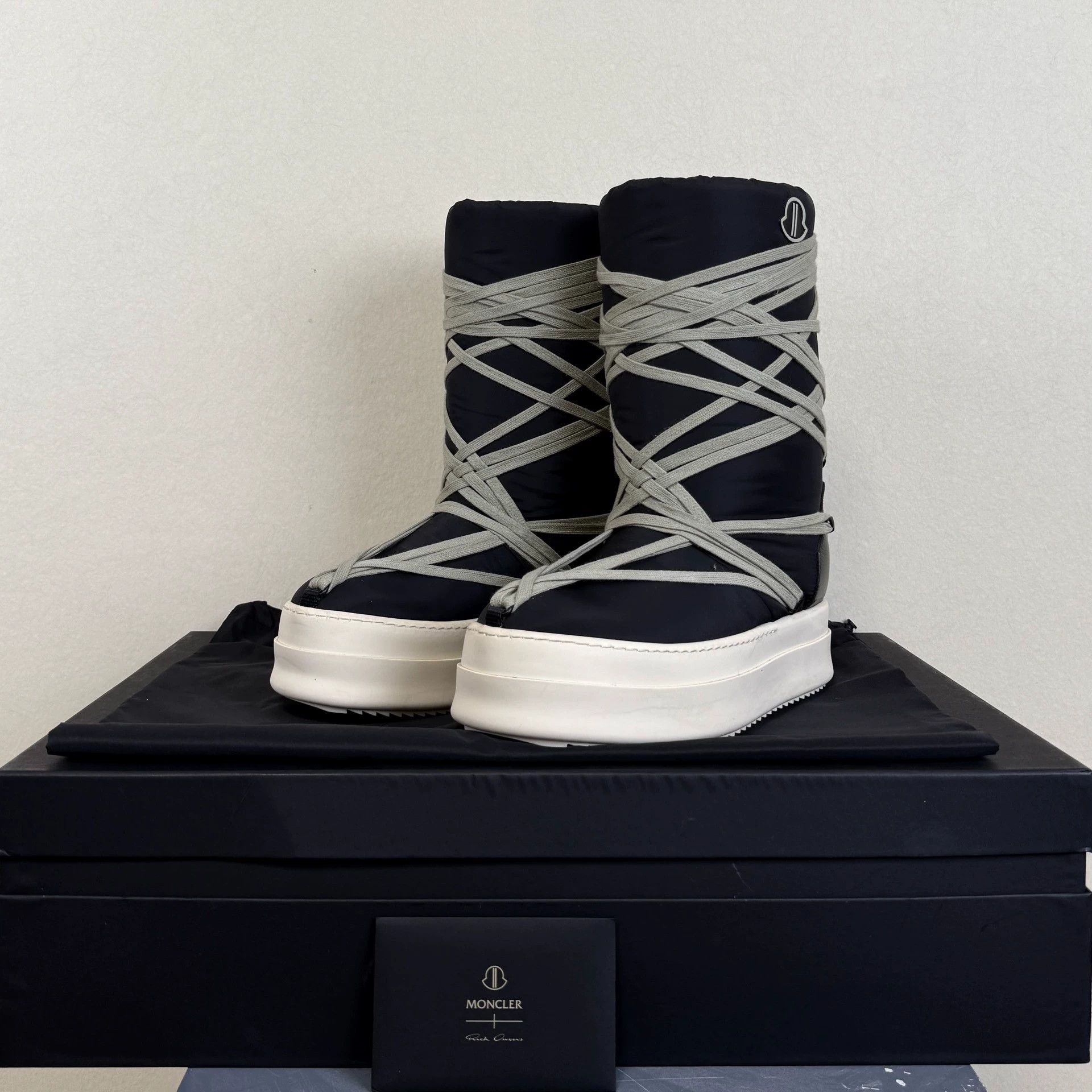 RICK OWENS x MONCLER Snow boots