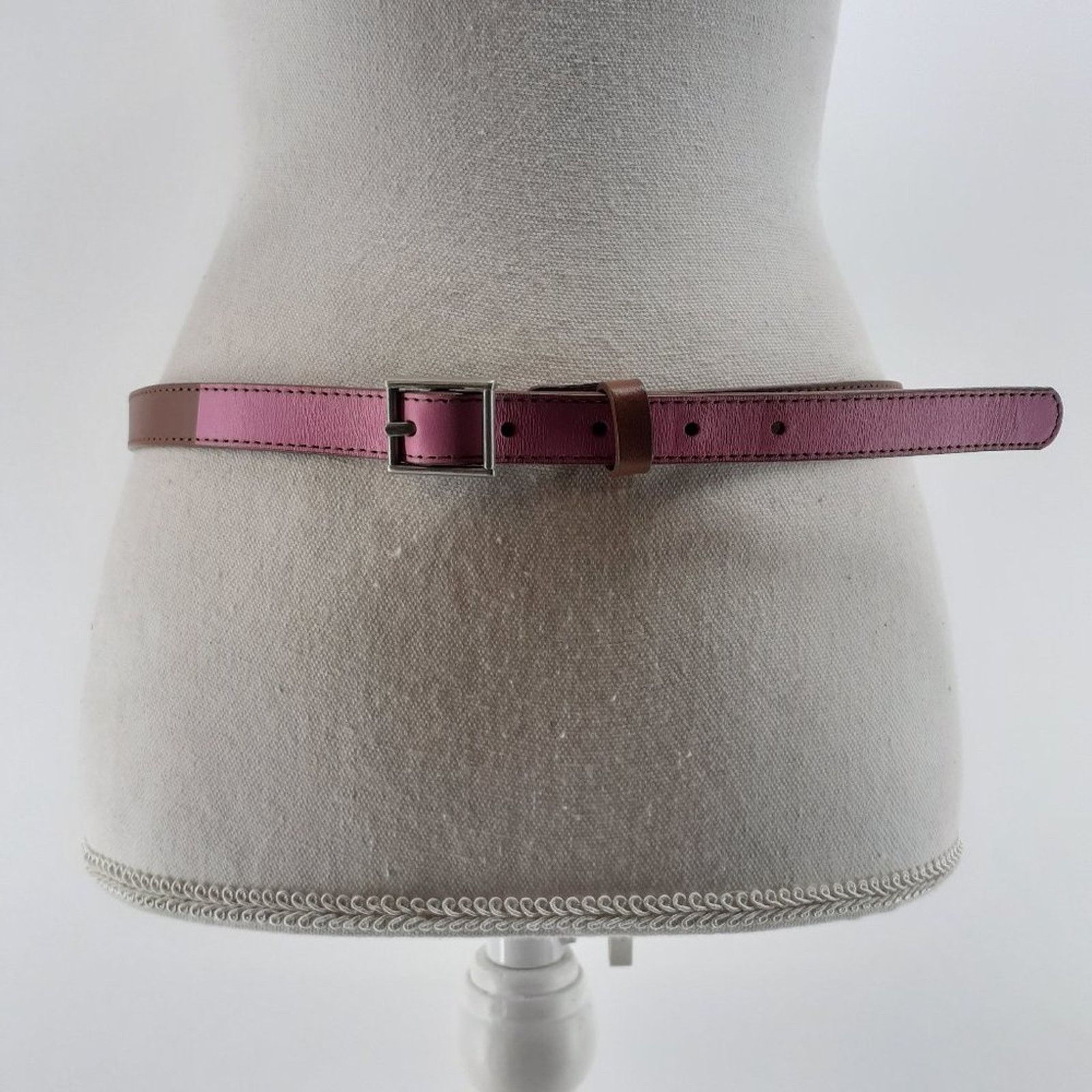 Gap Gap Women Size Small Belt Skinny Two Tone Brown Pink Leather Size ONE SIZE - 1 Thumbnail