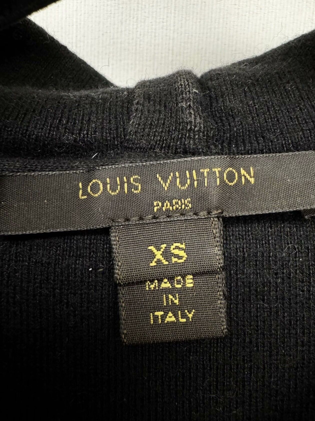 Louis Vuitton Louis Vuitton LV cashmere knitted jacket Size XS / US 0-2 / IT 36-38 - 2 Thumbnail