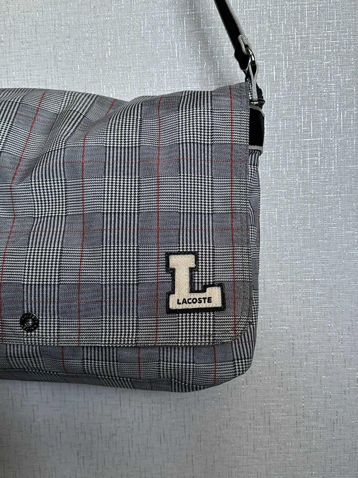 Lacoste × Vintage Vintage Lacoste Bag Laptop Rare Retro Grey Campus Size ONE SIZE - 2 Thumbnail