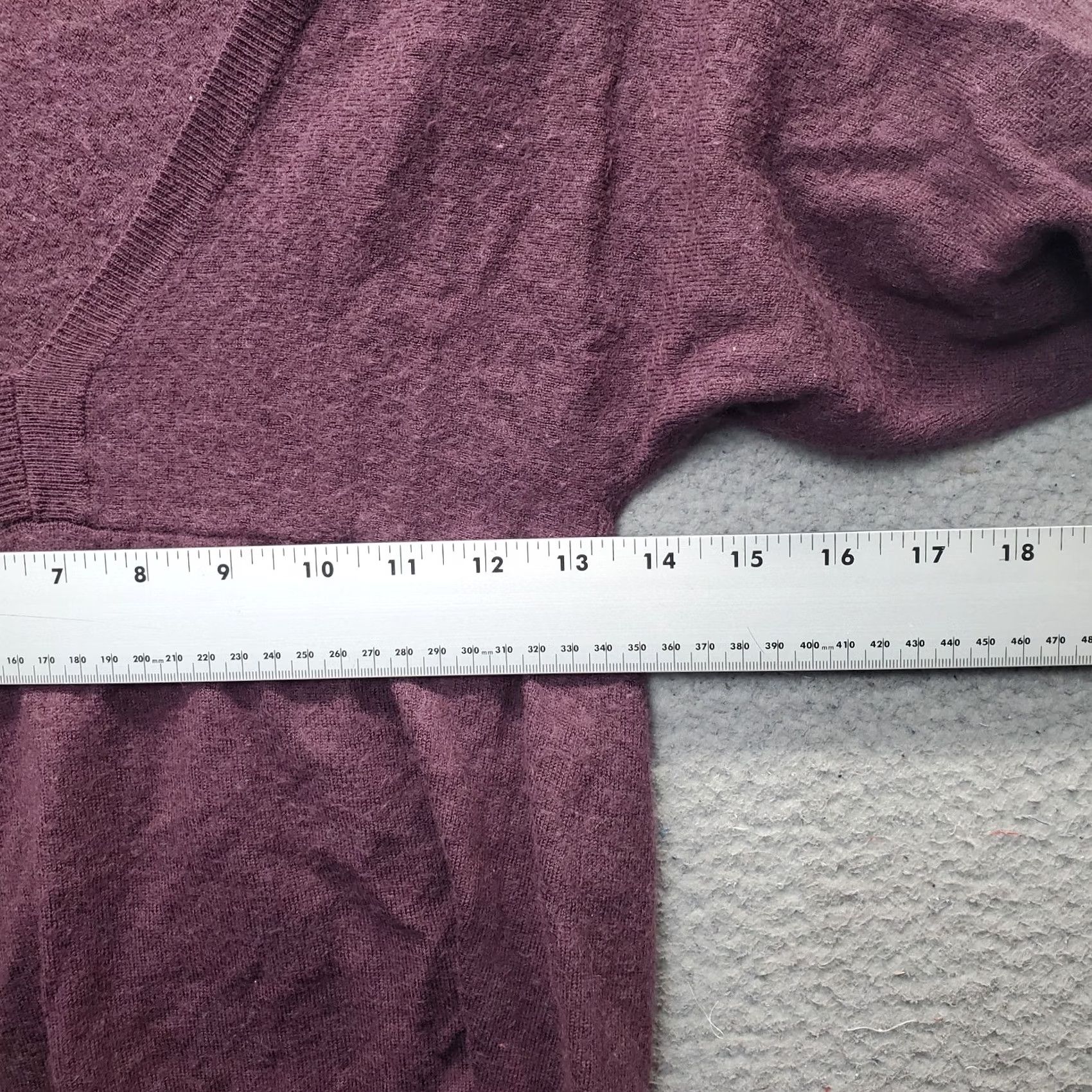 Loft LOFT Ann Taylor Sweater Womens Small Burgundy Raglan Sleeve Deep V Neck Pullover Knit Wool Casual Womens Size S Size S / US 4 / IT 40 - 4 Thumbnail