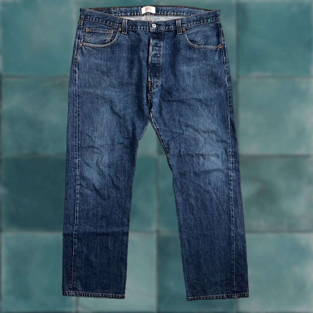 Levi's VINTAGE Levi's 501 Jeans Straight Levi's 501 Blue 40x32 90s Mens Regular Classic Mid Rise Button Closure Denim 40x31 501 Series Leather? Size US 40 / EU 56 - 1 Thumbnail
