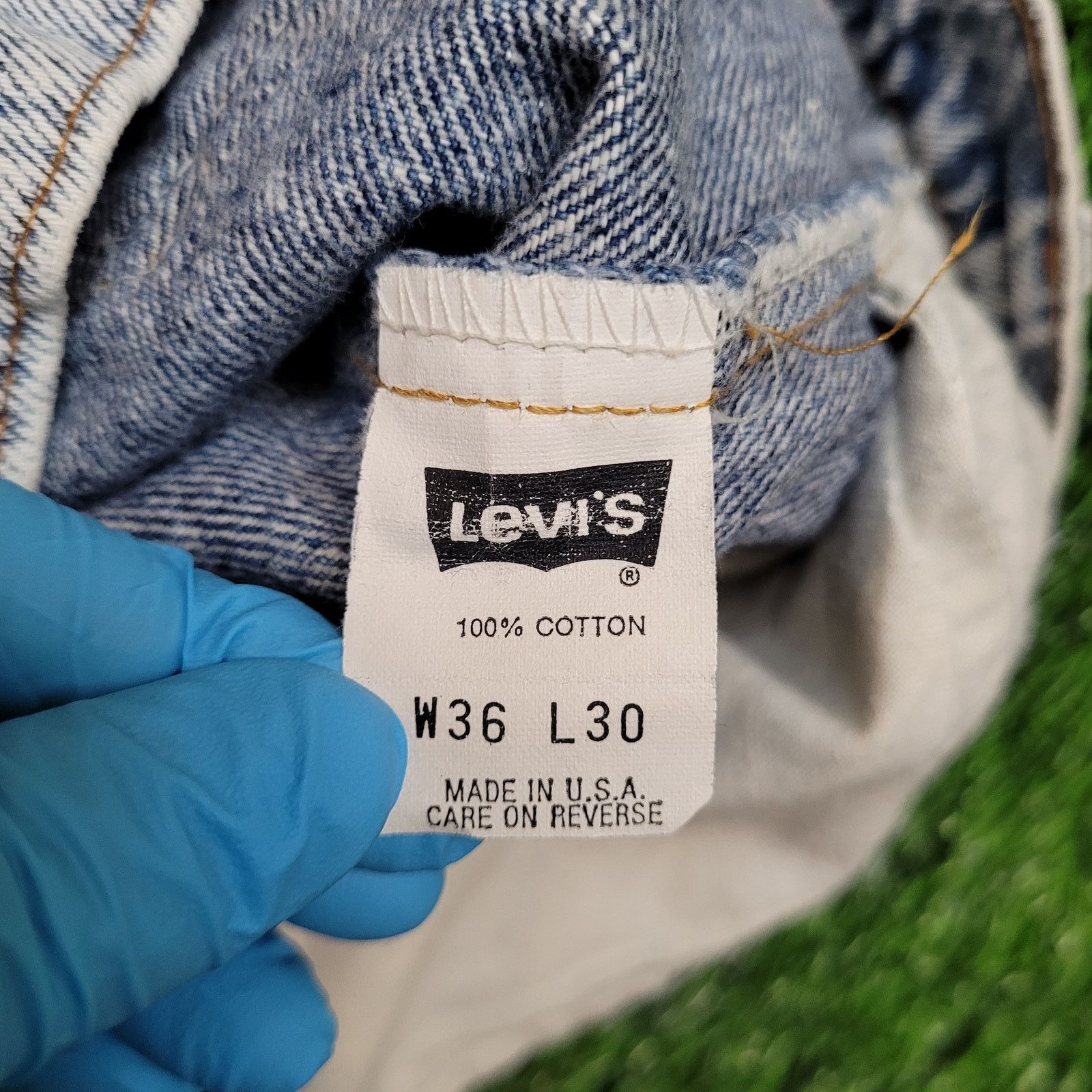Levi's Vintage 90s Levi's 540 Jeans 33x29.5 USA Baggy Acid-Wash Size US 33 - 16 Thumbnail