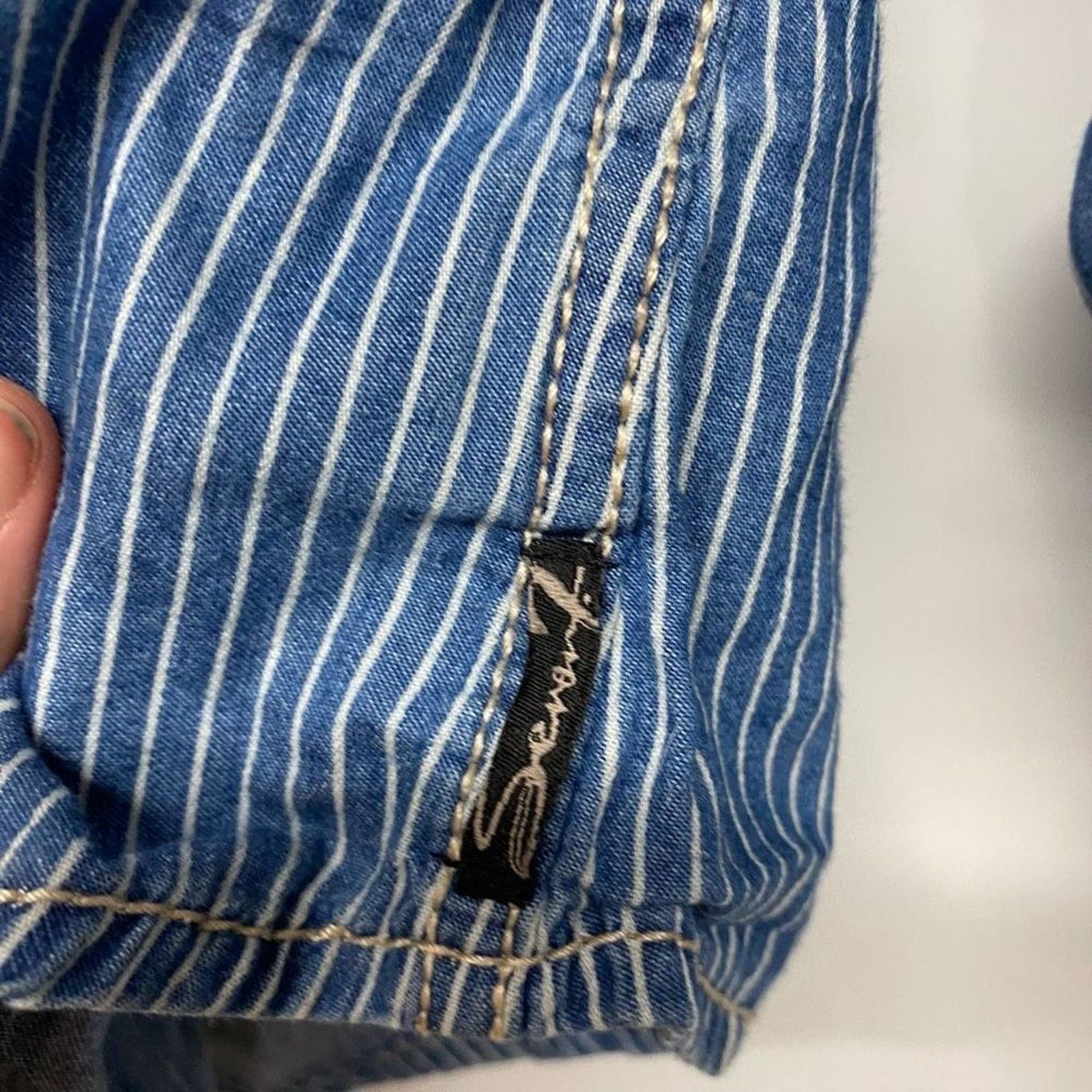 7 For All Mankind 7 for All Mankind BUTTON DENIM SHIRT STRIPE, Sz Medium Size M / US 6-8 / IT 42-44 - 5 Thumbnail