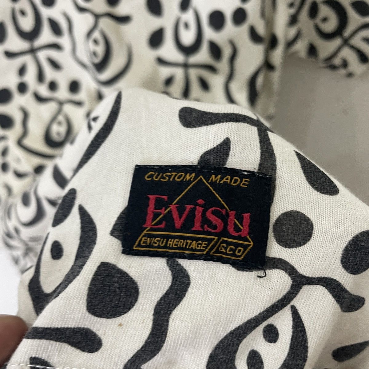Evisu Vintage Evisu Fullprint Art Short Sleeve Tee Size US S / EU 44-46 / 1 - 6 Thumbnail