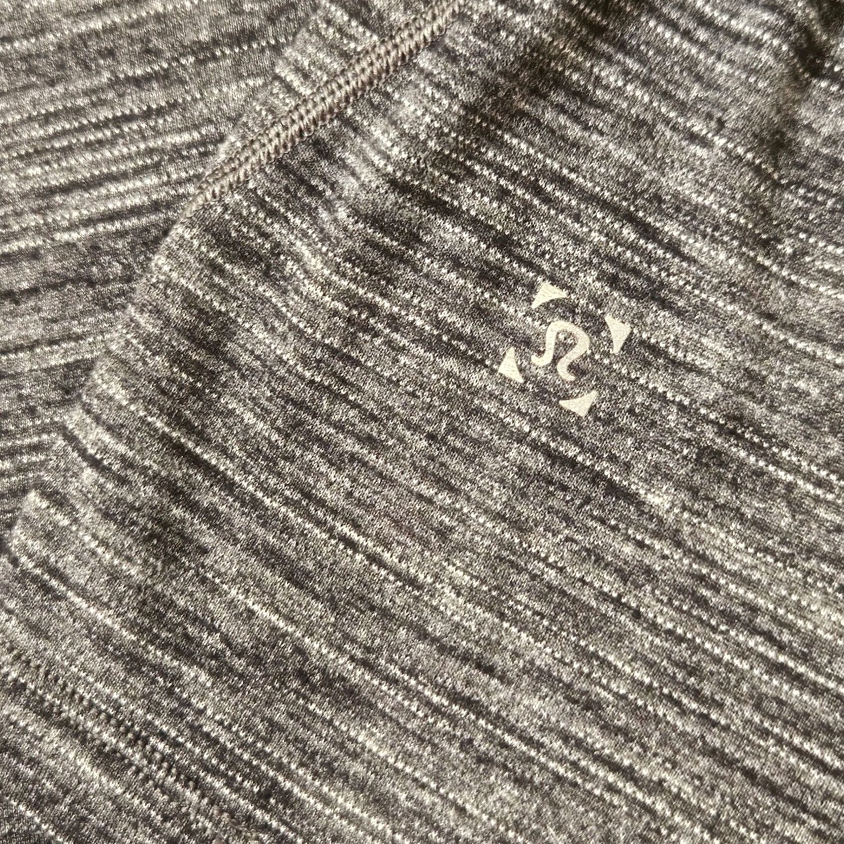 Lululemon Lululemon Metal Vent Tech Shirt Small Gray Long Sleeve Performance Stretch Mens Size US S / EU 44-46 / 1 - 4 Thumbnail