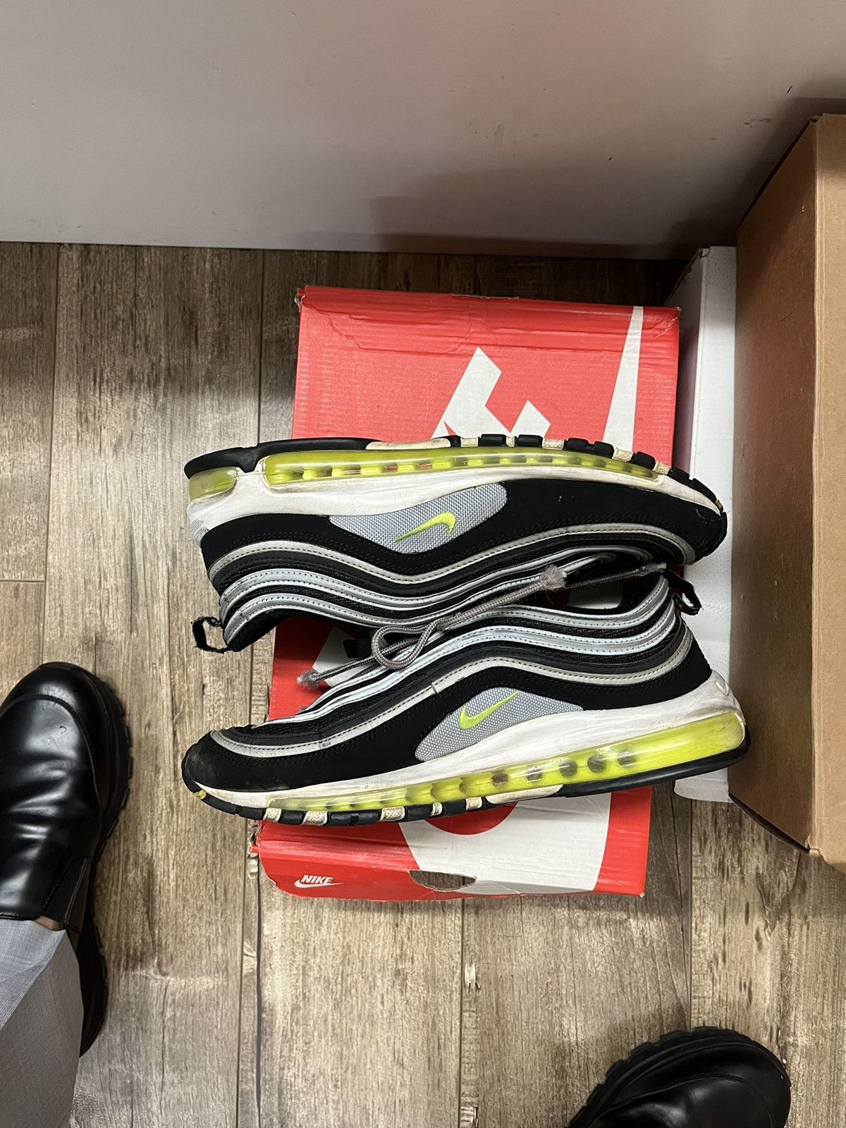 Nike Nike airmax 97 volt Size US 11 / EU 44 - 6 Thumbnail