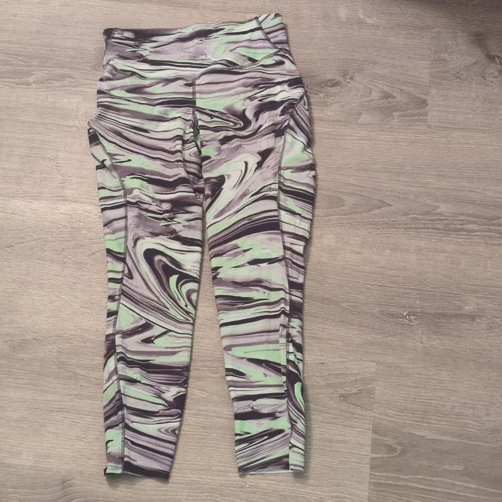 Lululemon Lululemon Base Pace High-Rise Tight paint Glide Warp size 8 Size 30" / US 8 / IT 44 - 1 Thumbnail
