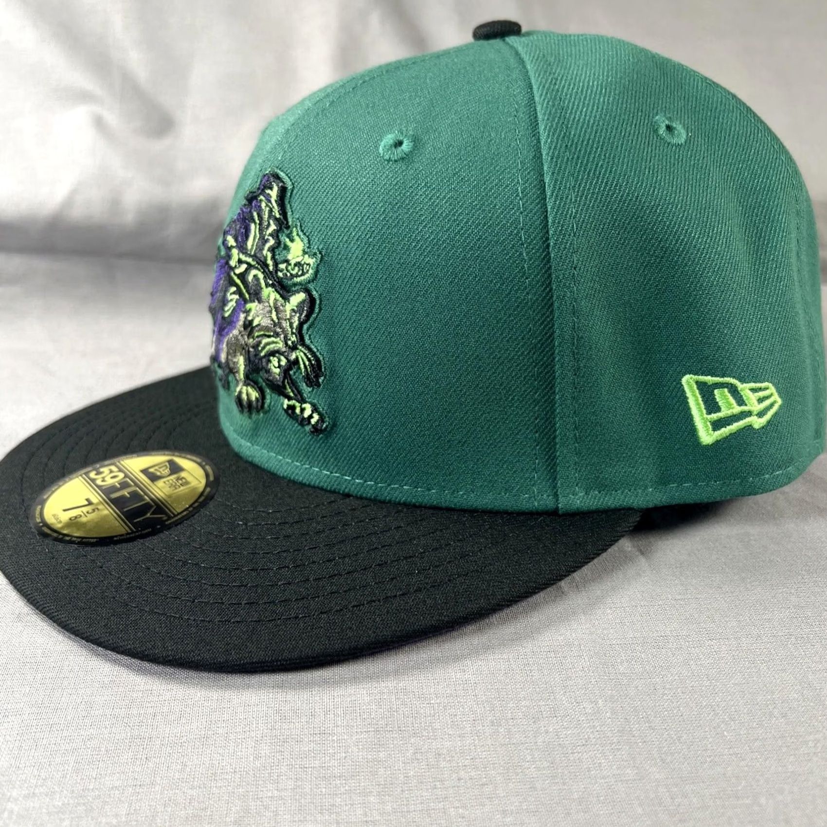 New Era VINTAGE? Clink Room Exclusive 7 5/8 "Scourge" Green Black New Era Size ONE SIZE - 4 Thumbnail