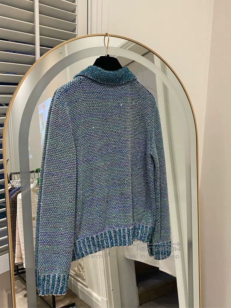Other Chanel 23-year-old lake blue fine shiny knitted cardigan c Size XXS / US 00 / IT 34 - 2 Thumbnail