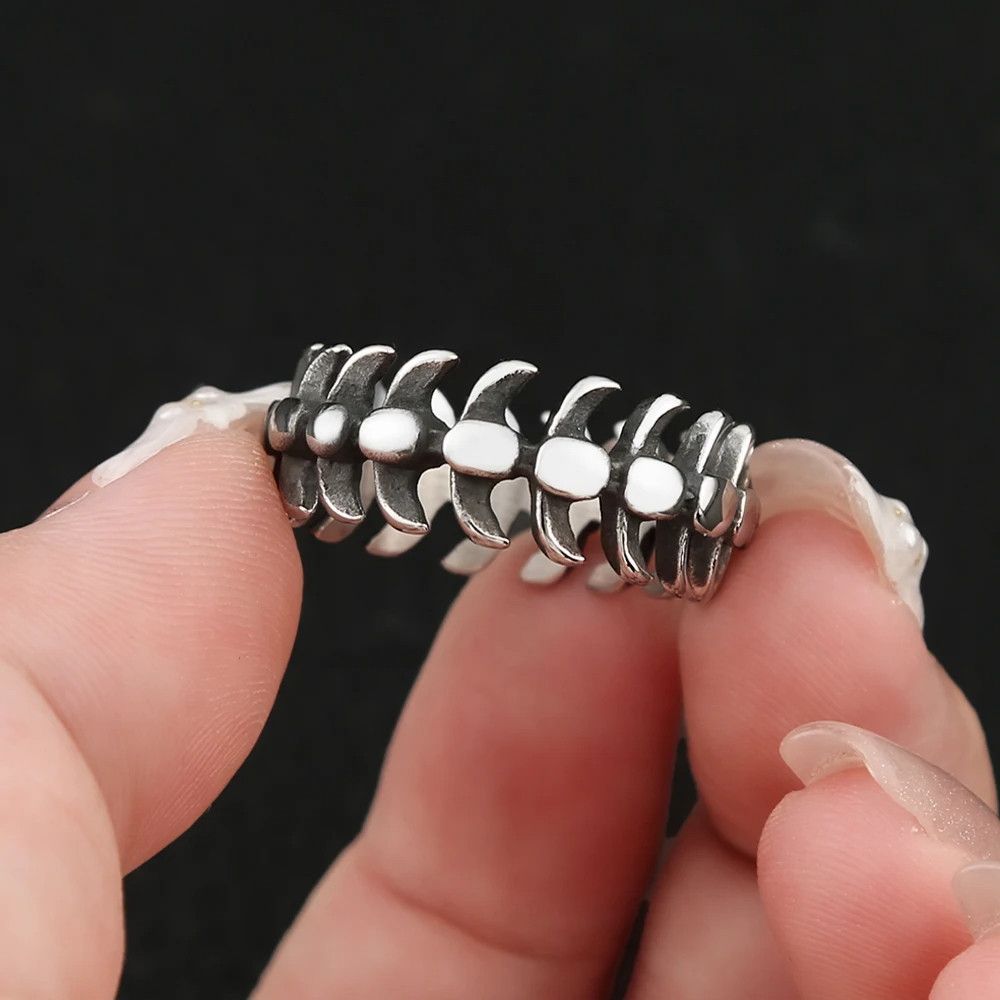 Jewelry Fish Bone Ring Jewelry Streetwear Fashion Gift Size ONE SIZE - 6 Thumbnail