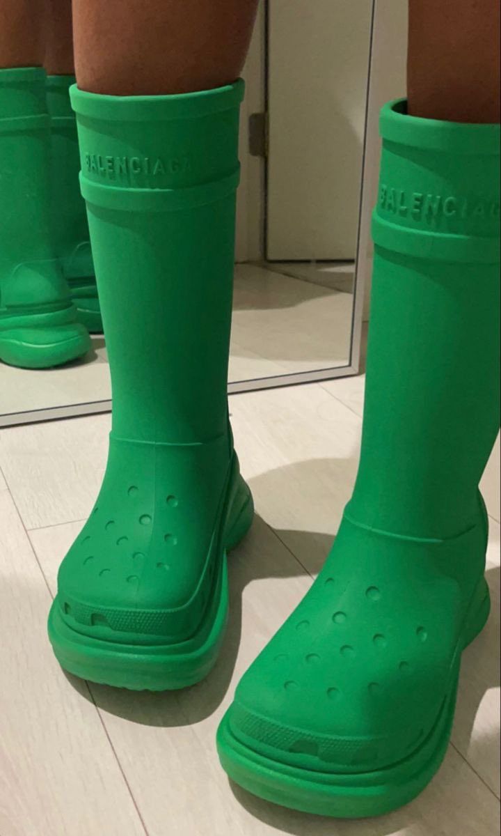Balenciaga 🔥SUPER RARE🔥Balenciaga Crocs Rubber Boots Size US 10 / IT 40 - 3 Thumbnail