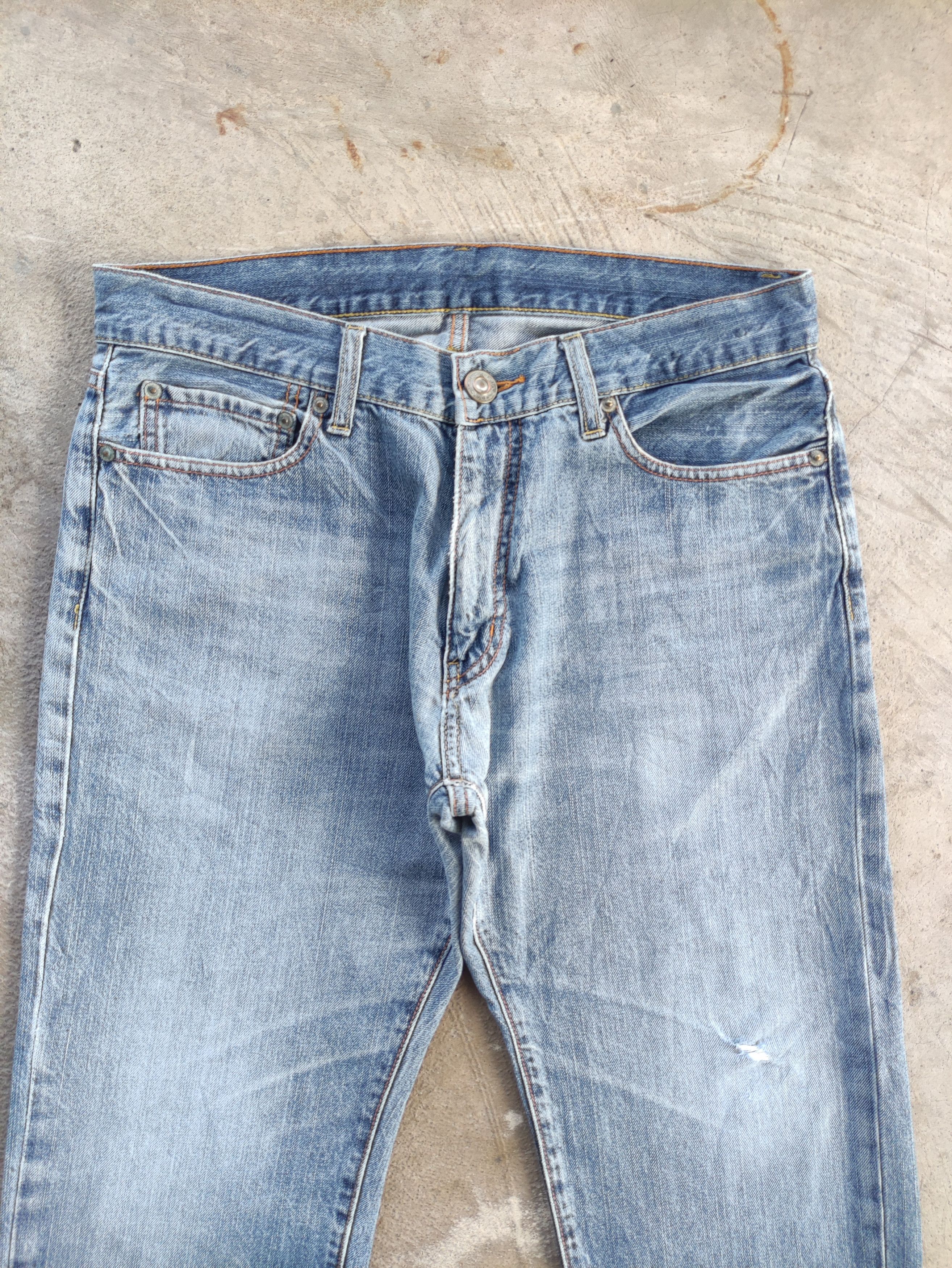 Japanese Brand Vintage Japanese Jean Distressed faded Denim Size US 33 - 3 Thumbnail