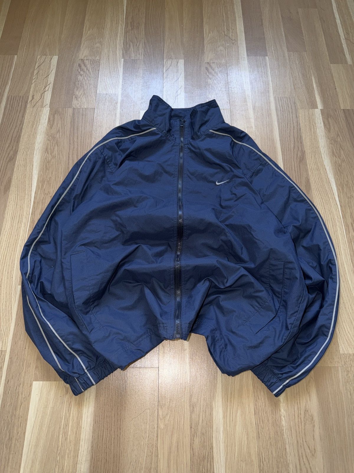 Nike Nike nylon zip track jacket mini swoosh 2000s drill rare Size US L / EU 52-54 / 3 - 1 Thumbnail