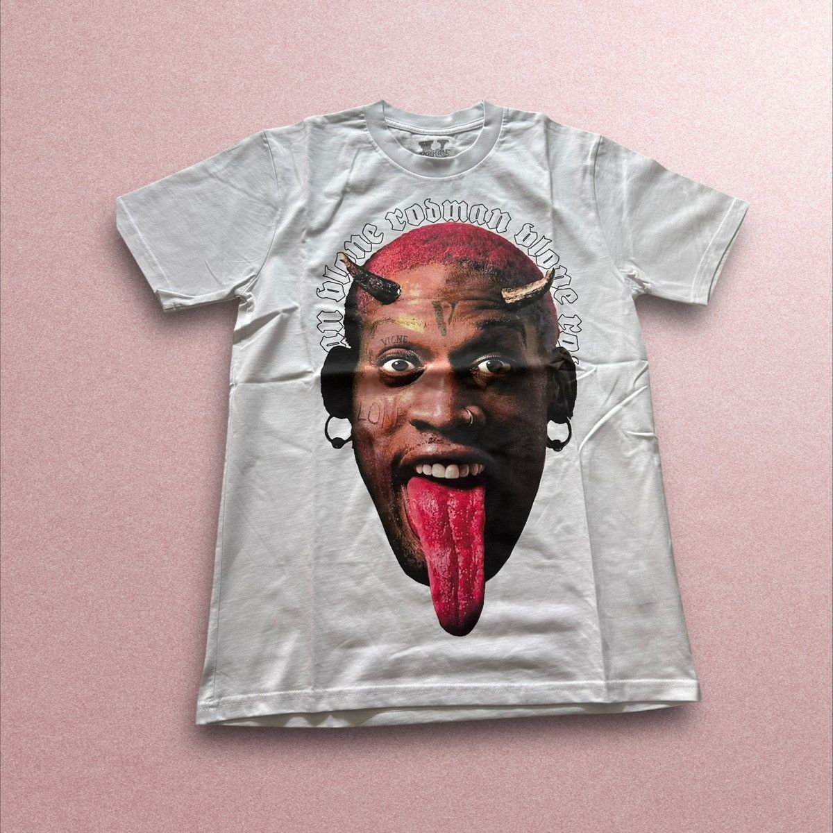 Vlone Vlone x Dennis Rodman t-shirt size small Size US S / EU 44-46 / 1 - 1 Thumbnail