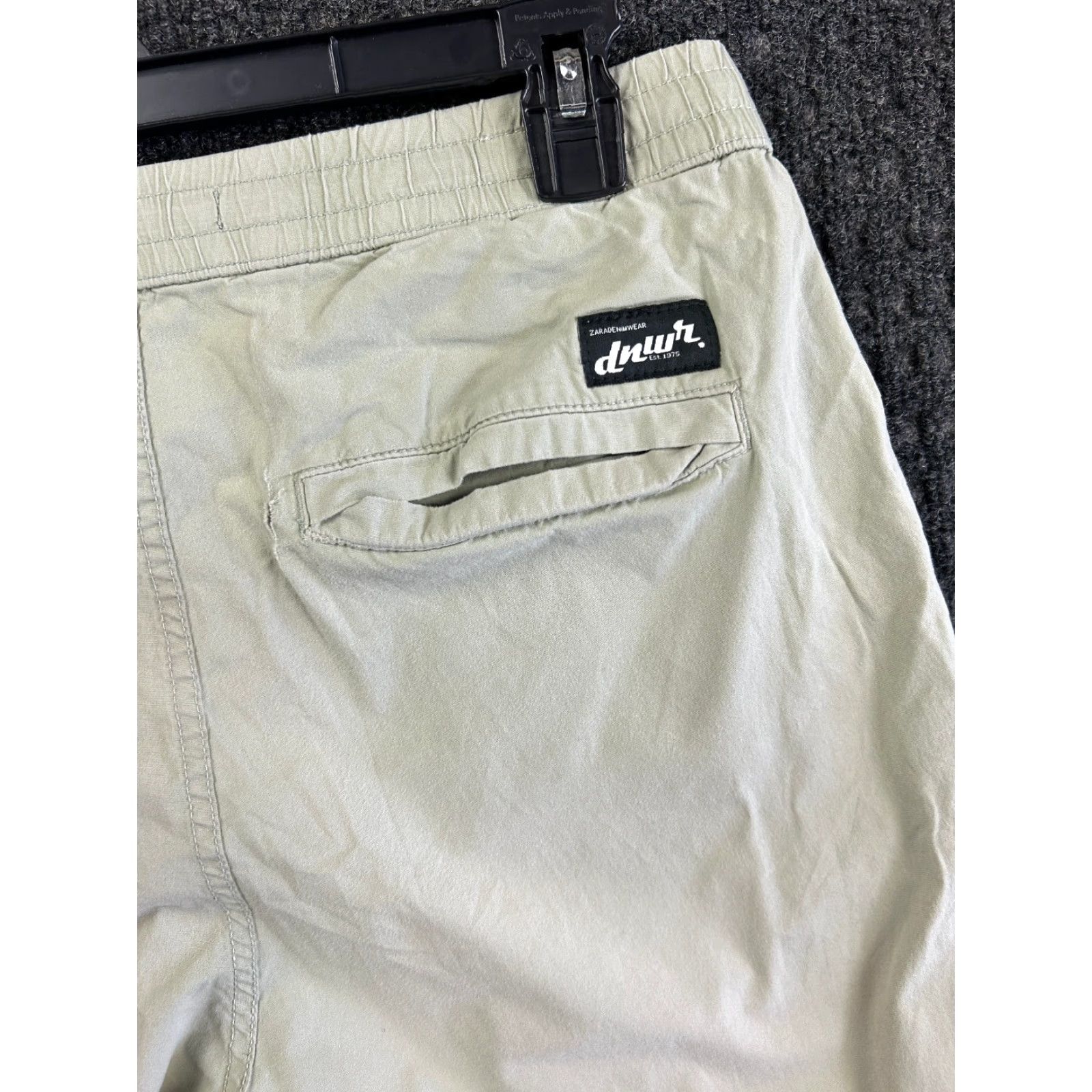 Zara ZARA DNWR Denimwear Joggers Pants Mens M 31 Green Drawstring Solid Casual Travel Regular Slim Tapered Logo Pockets Cotton Light Green 90s City Hipster Size US 31 - 3 Thumbnail