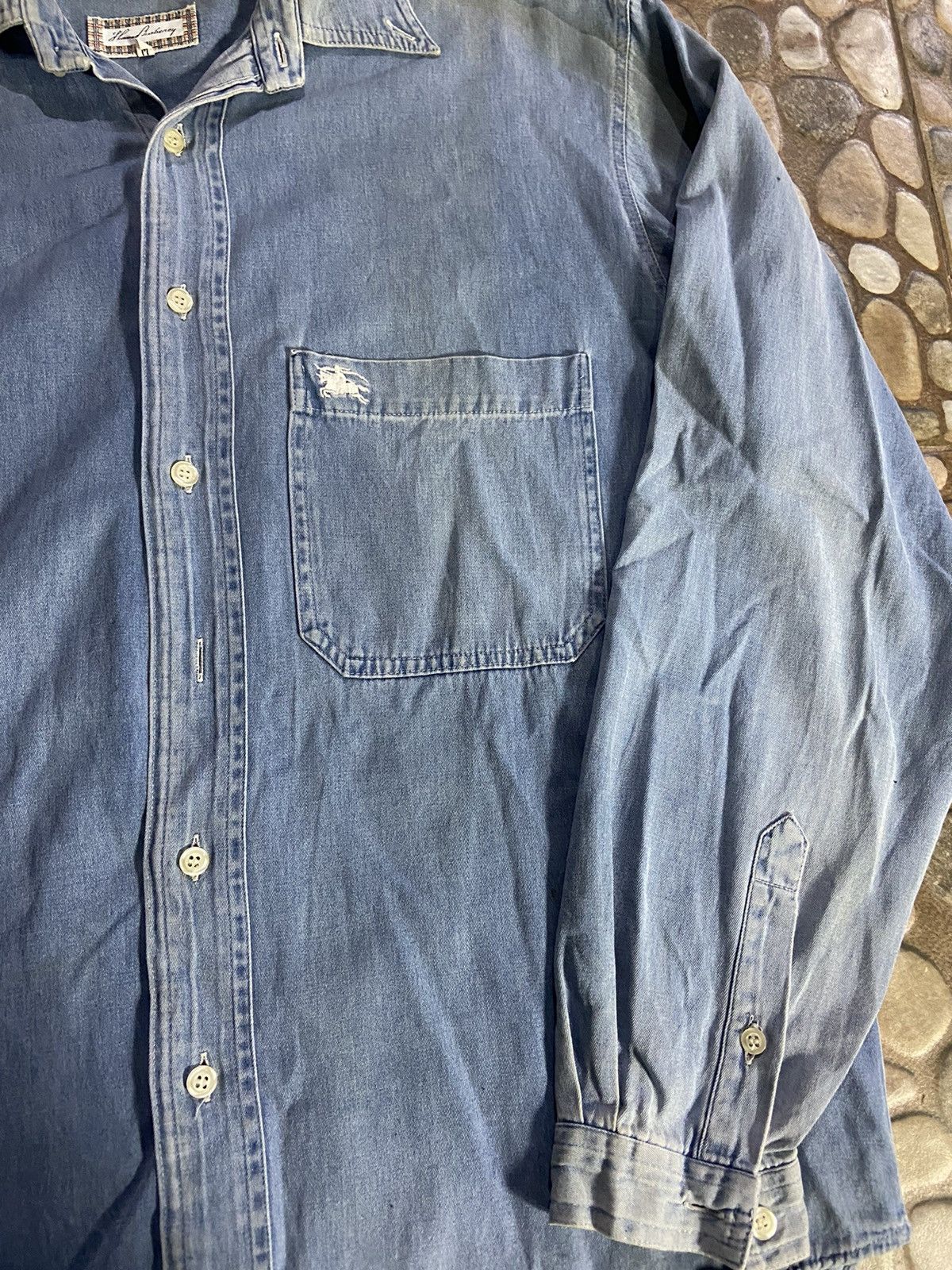 Burberry VTG over size Burberry long shirt denim Size US L / EU 52-54 / 3 - 3 Thumbnail