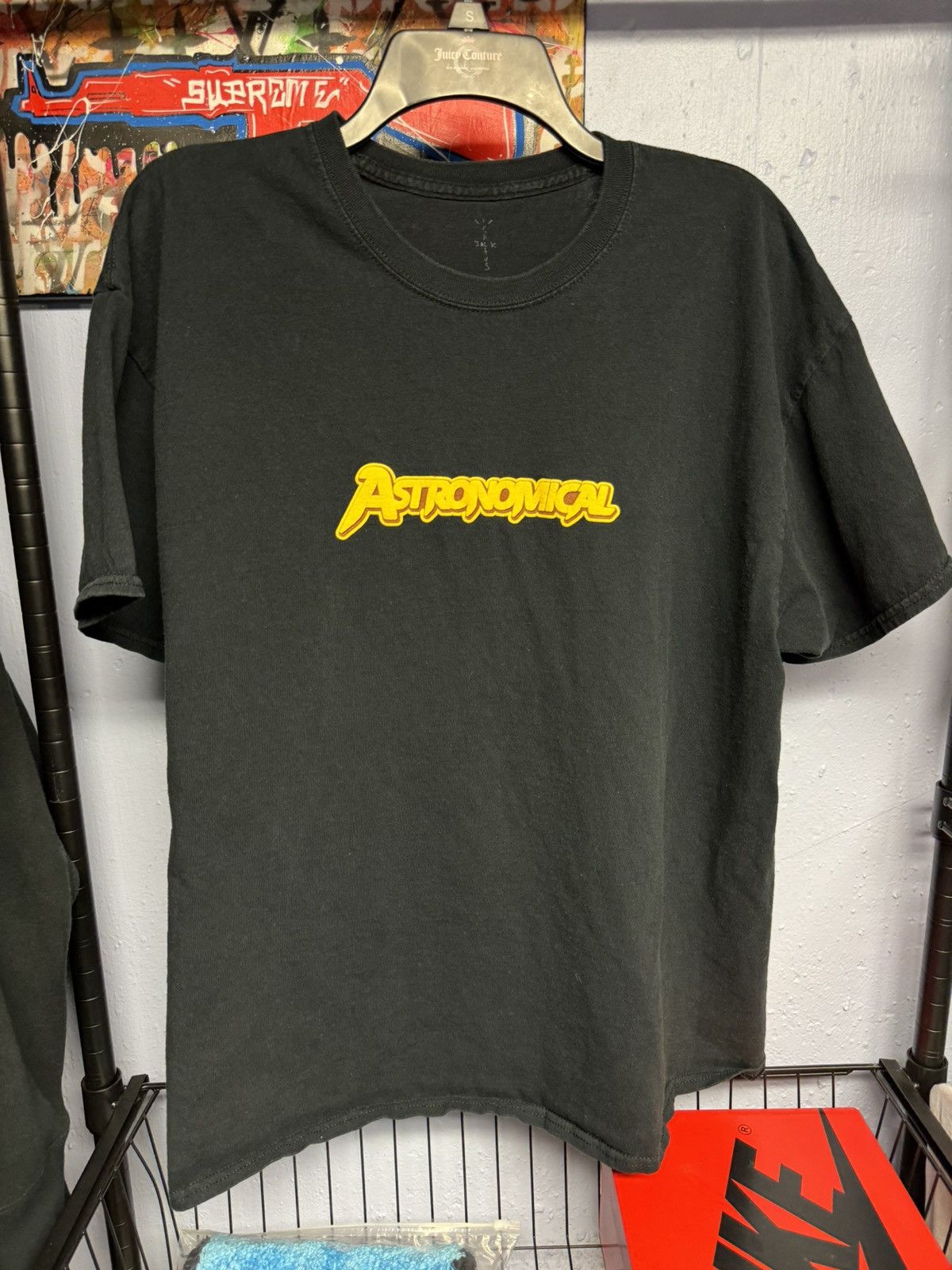 Travis Scott Travis Scott Astro Portrait Tee Black Large Size US L / EU 52-54 / 3 - 3 Thumbnail