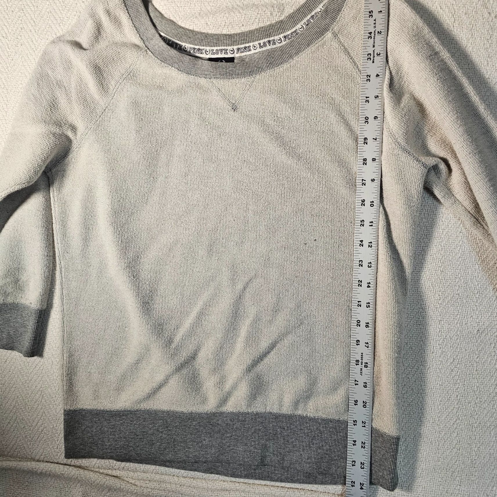 Victoria's Secret VINTAGE Victoria's Secret PINK Sweatshirt Heather Gray Crew Neck Inside Out Style M Women's, Gray, Casual, 90s? Size M / US 6-8 / IT 42-44 - 7 Thumbnail