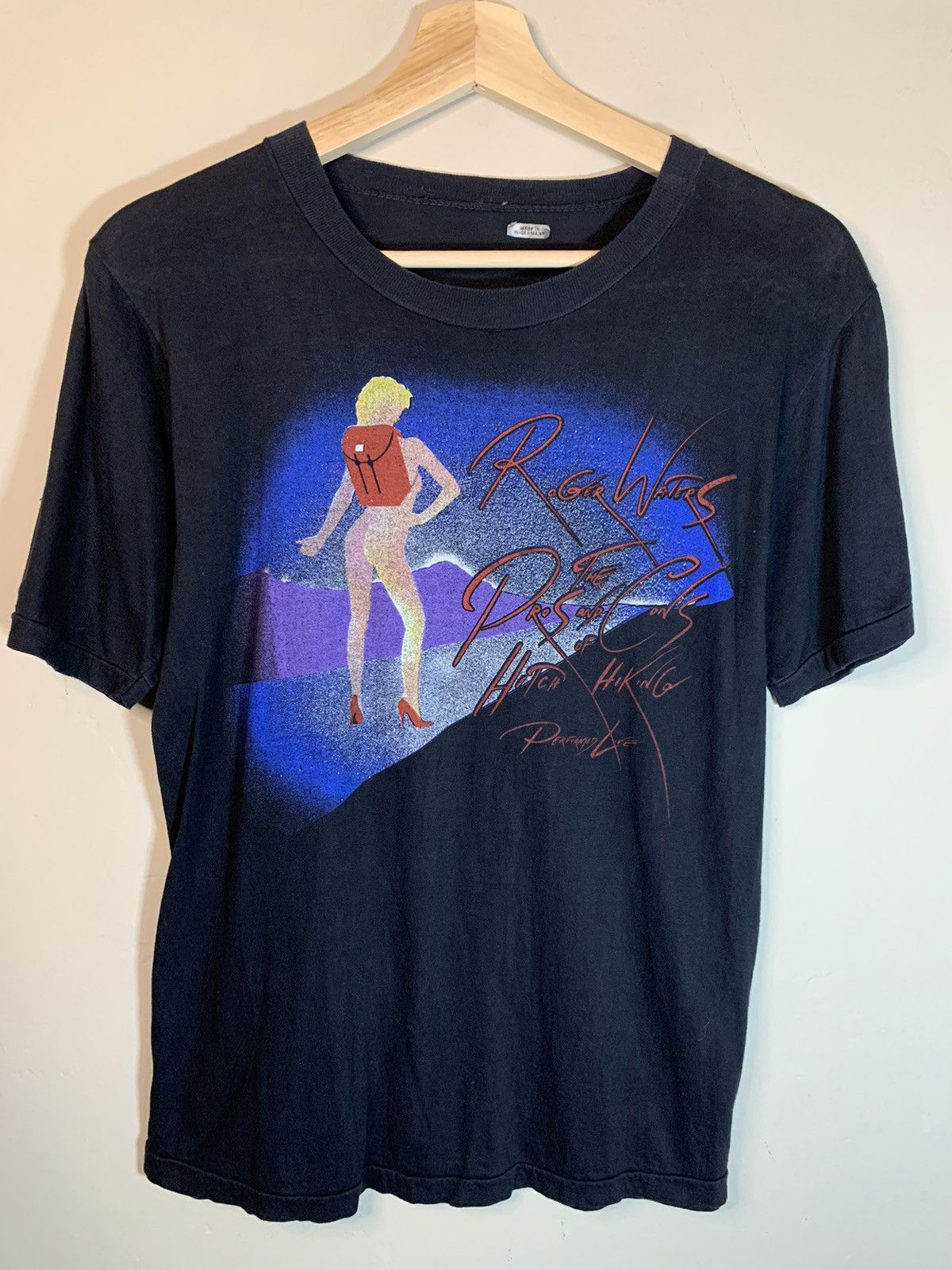 Band Tees × Pink Floyd × Vintage RARE* Vintage 1984 Roger Waters Pros Cons Hitch Hiking Shirt Size US L / EU 52-54 / 3 - 1 Thumbnail