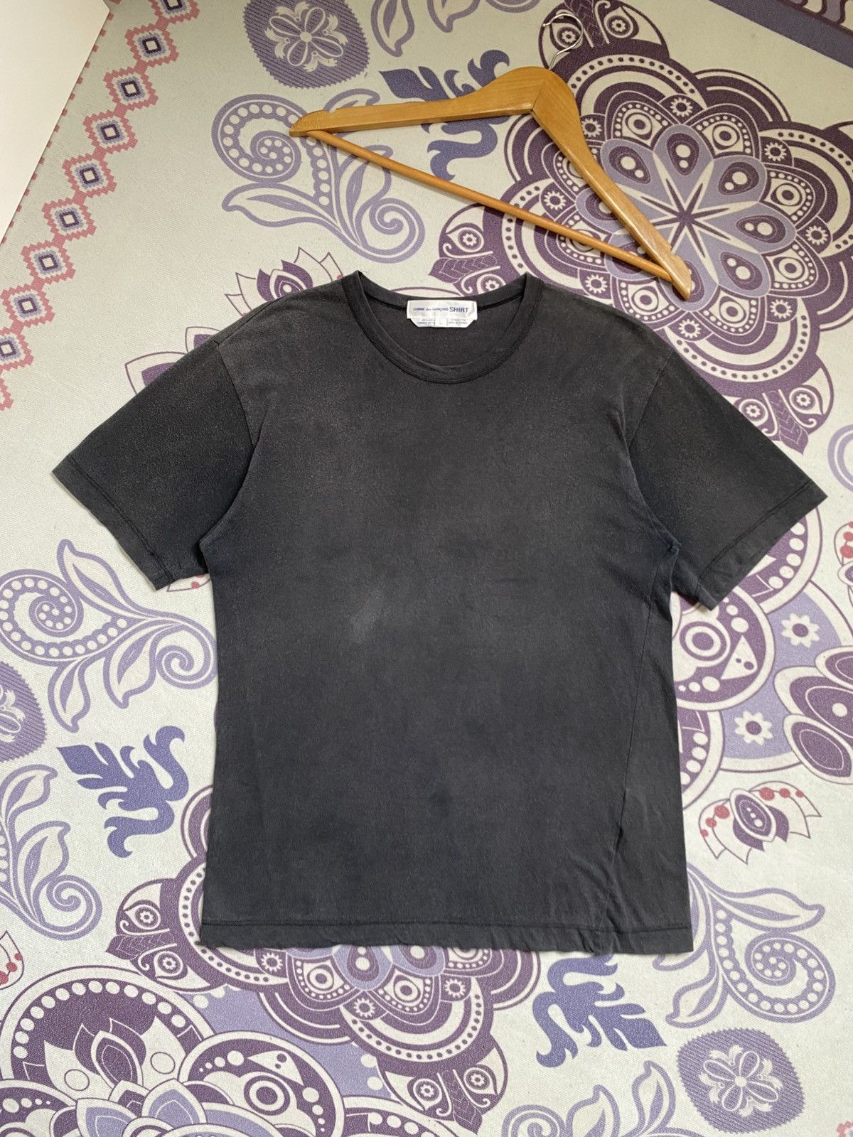 Comme des Garcons Rare🔥CDG Faded Shirt Big Logo Spell Out Size US M / EU 48-50 / 2 - 1 Thumbnail