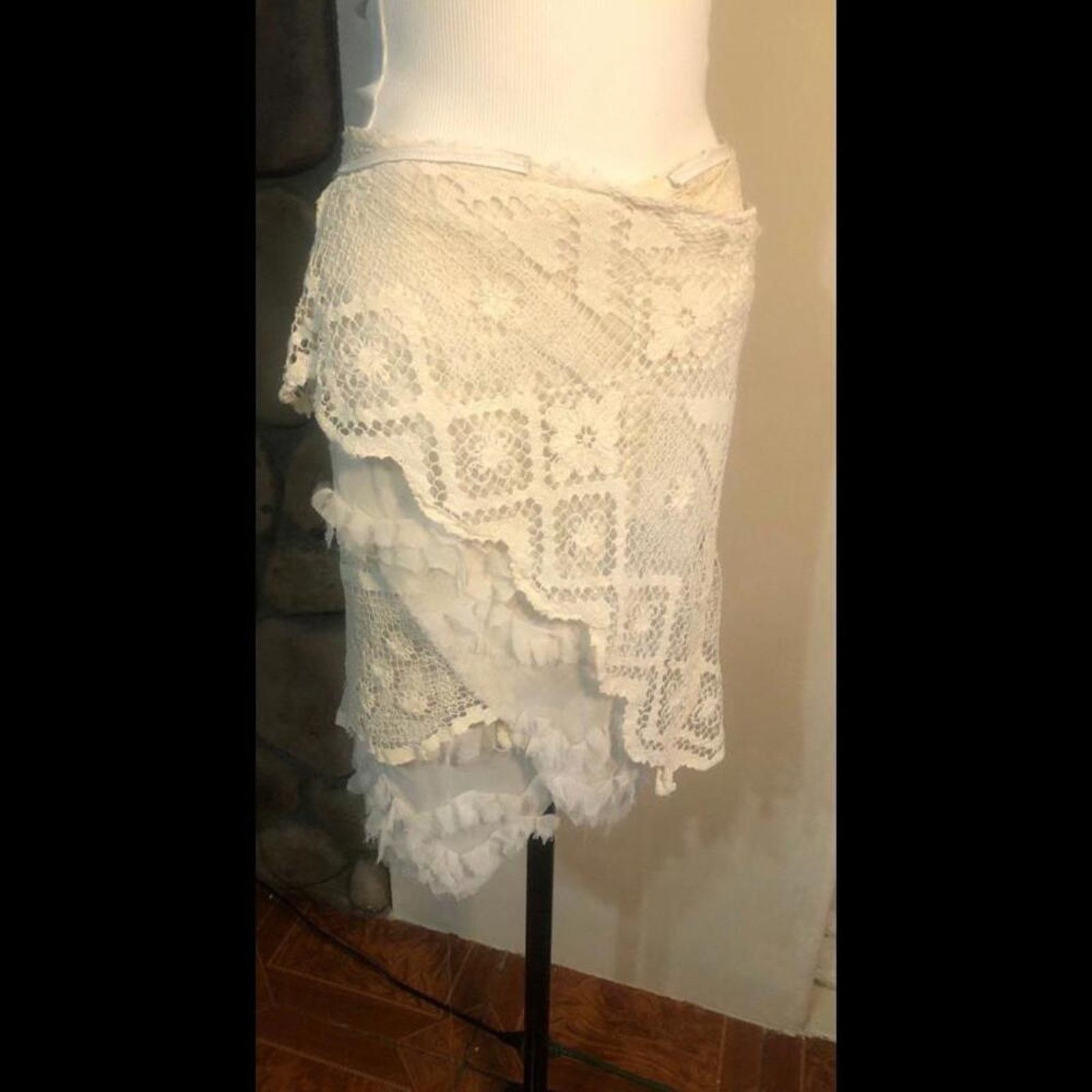 Other Silk knitted embroidered wrap skirt with ruffle under Size 30" / US 8 / IT 44 - 5 Thumbnail