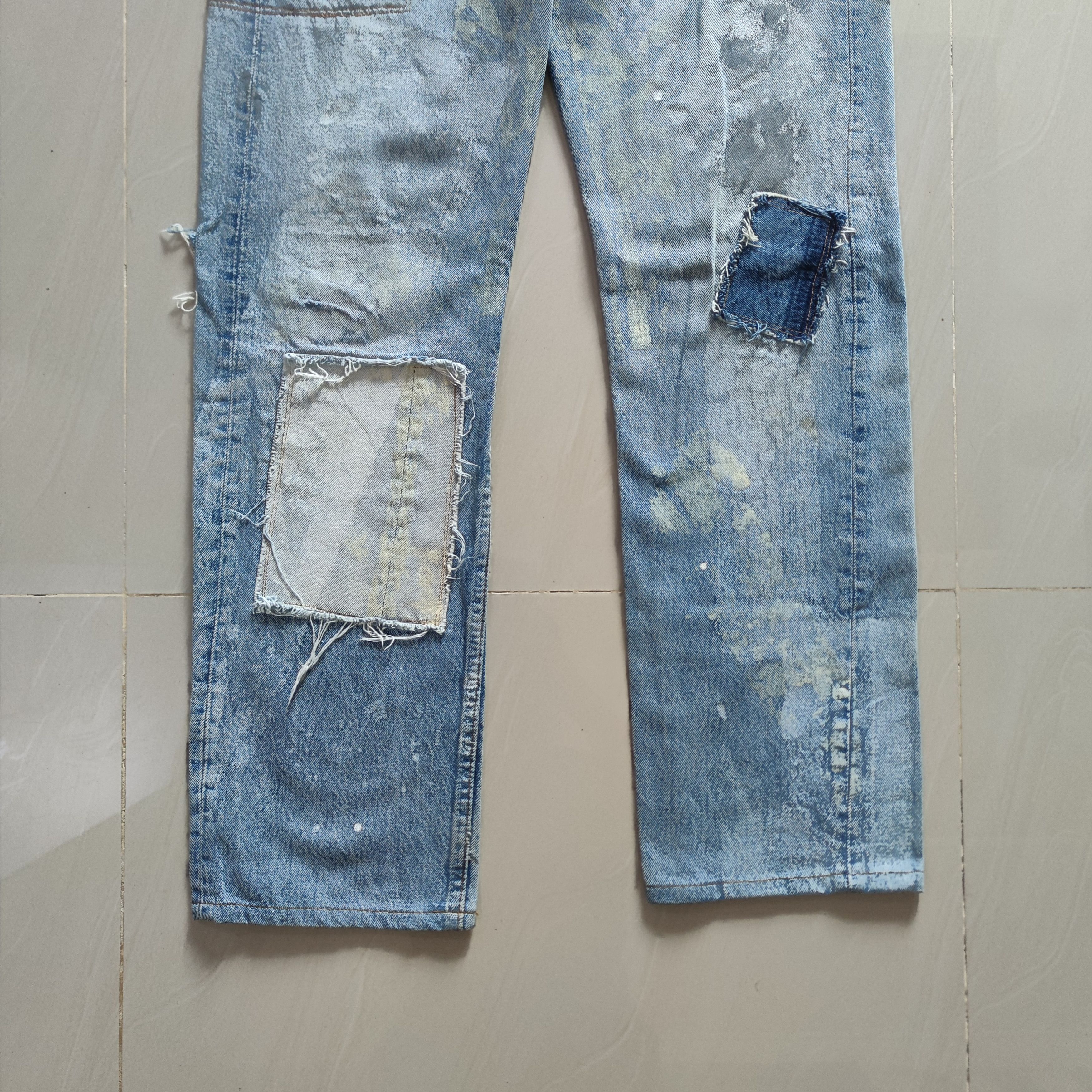 Levi's VINTAGE LEVI'S STRAUSS SAMPLE DISTRESSED JEAN MADE IN USA Size US 31 - 6 Thumbnail