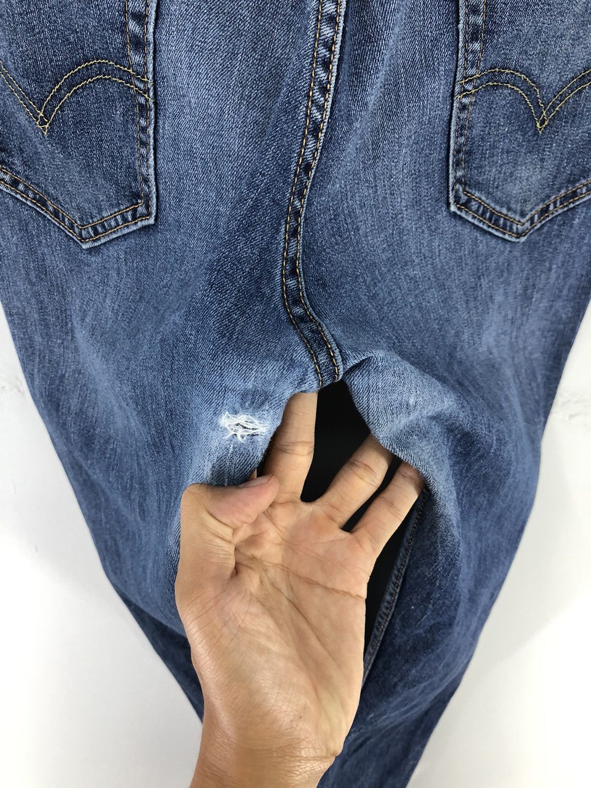 Levi's Vintage Levis 511 Patchwork Distressed Faded Blue Jeans Size US 34 / EU 50 - 16 Thumbnail